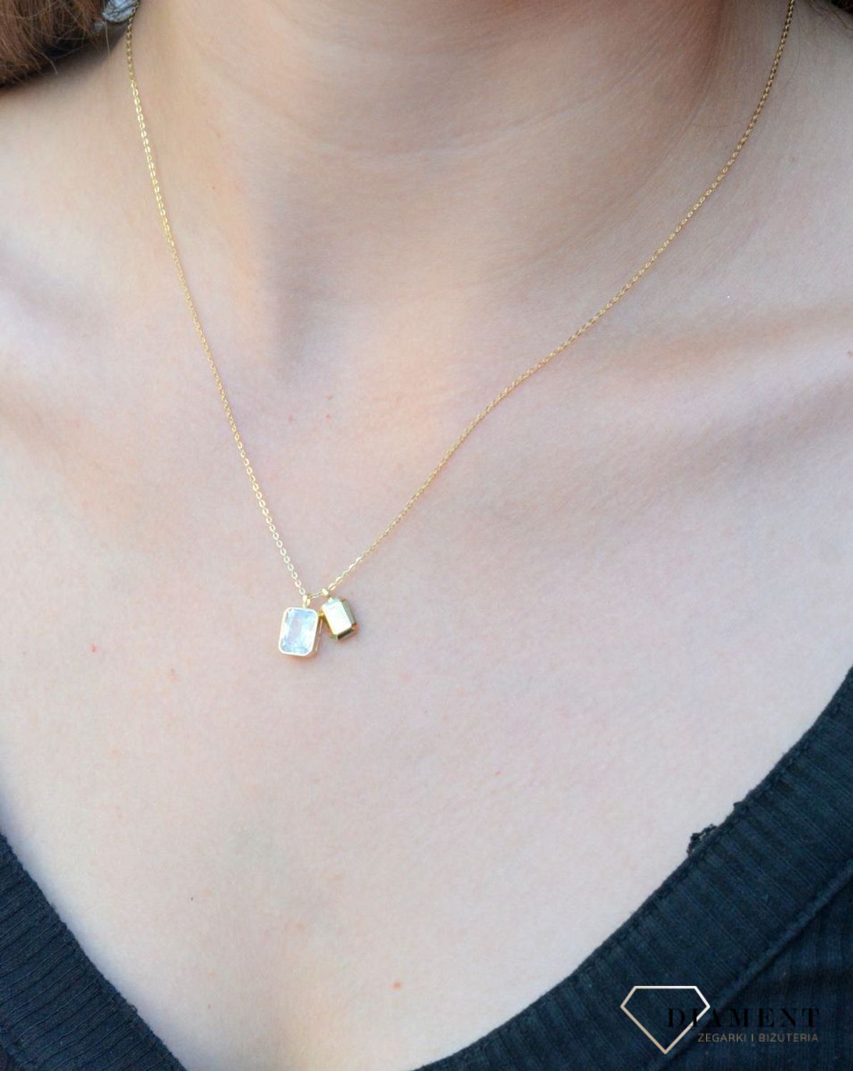 Naszyjnik pozłacany z prostokątną zawieszką i cyrkonią DIA-NSZ-6570Z-925. Naszyjnik damski srebrny. Naszyjnik pozłacany z cyrkonią. Naszyjnik pozłacany celebrytka. Naszyjnik damski na prezent. Naszyjnik idealny do letnich stylizacj.jpg