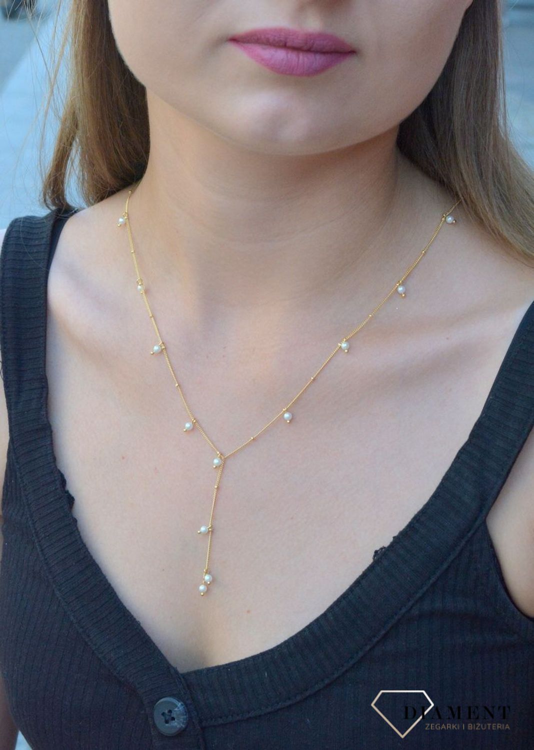 Naszyjnik pozłacany krawatka z perełkami DIA-NSZ-6573Z-925. Jest idealnym pomysłem na prezent. Naszyjnik krawatka, delikatny na lato. Biżuteria z perełkami.jpg