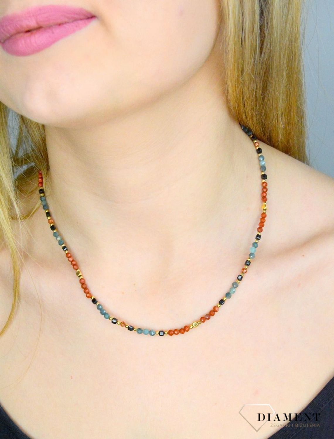 Naszyjnik damski kolorowe kamienie naturalne jaspis, turmalin, piasek pustyni DIA-NSZ-8057-925.  Naszyjniki z kamieniami naturalnymi od lat zachwycają elegancją i ponadczasowym pięknem. Drobne koraliki kamieni naturalnych..jpg