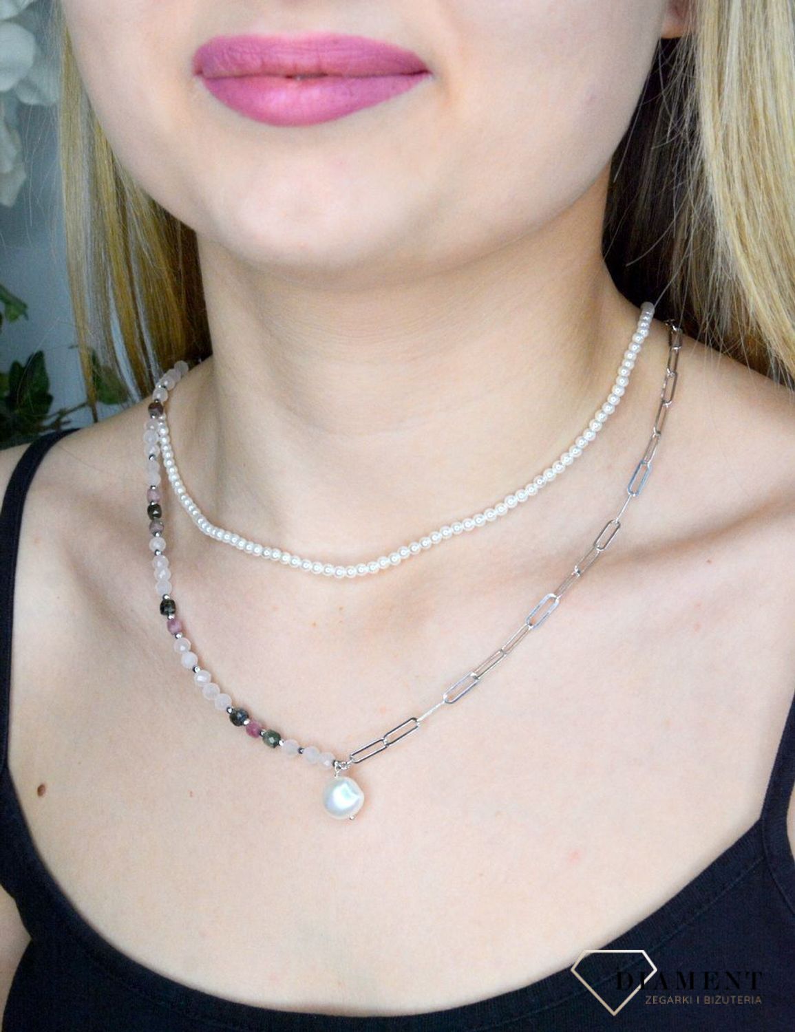 Naszyjnik damski kolorowe kamienie naturalne turmalin, perła, kwarc różowy DIA-NSZ-8125-925.  Naszyjniki z kamieniami naturalnymi od lat zachwycają elegancją i ponadczasowym pięknem. Drobne koraliki kamieni naturalnych w odcie.jpg