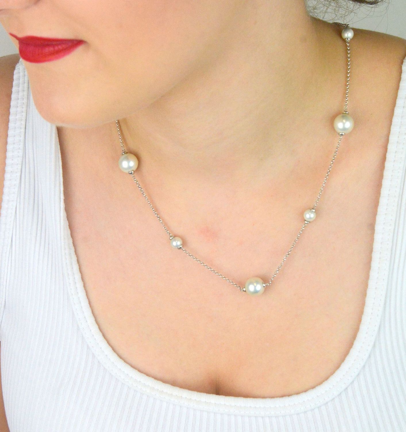 Naszyjnik damski srebrny 925 DIA-NSZ-8610-925 z naturalnymi perłami (5 mm – 1 cm), długość 48 cm, zapięcie na karabińczyk. Klasyczna i elegancka biżuteria dla kobiet.1.jpg