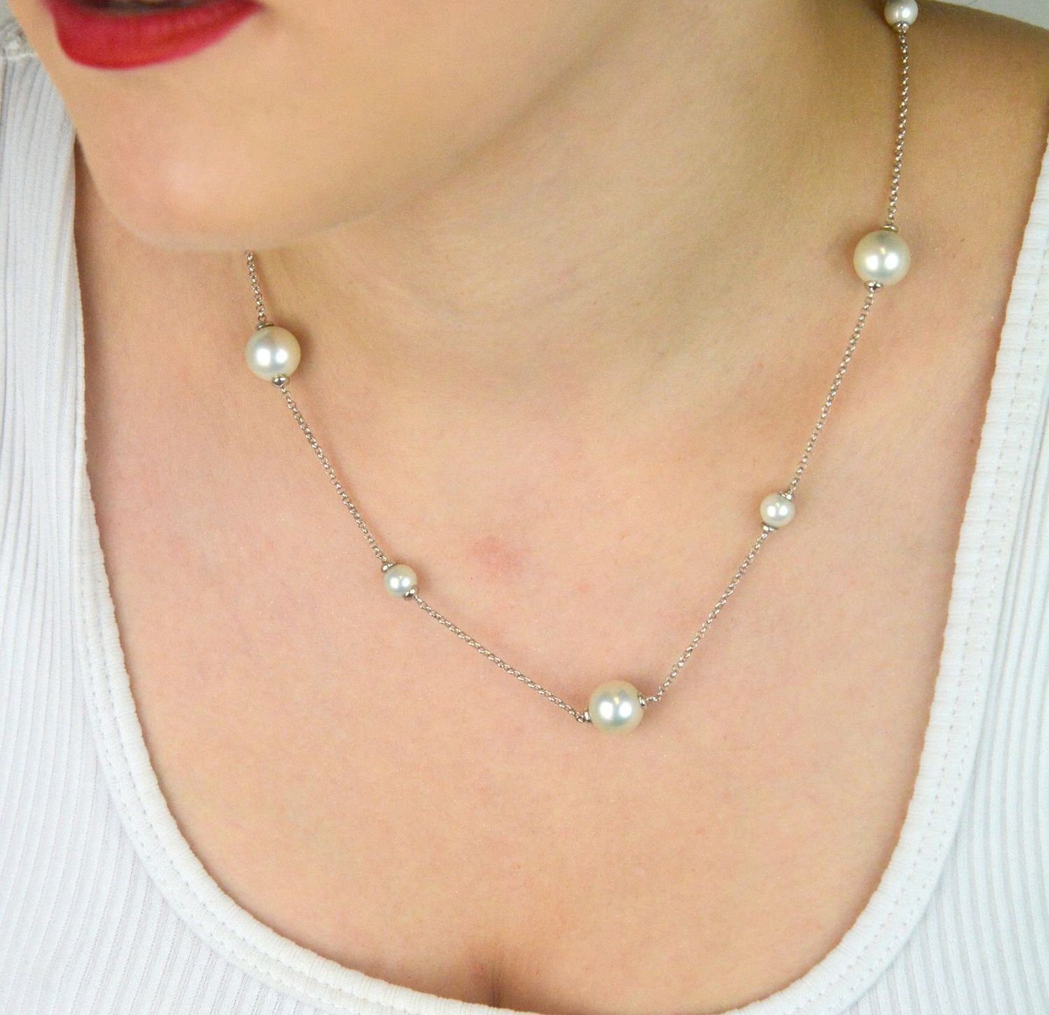 Naszyjnik damski srebrny 925 DIA-NSZ-8610-925 z naturalnymi perłami (5 mm – 1 cm), długość 48 cm, zapięcie na karabińczyk. Klasyczna i elegancka biżuteria dla kobiet.1.jpg