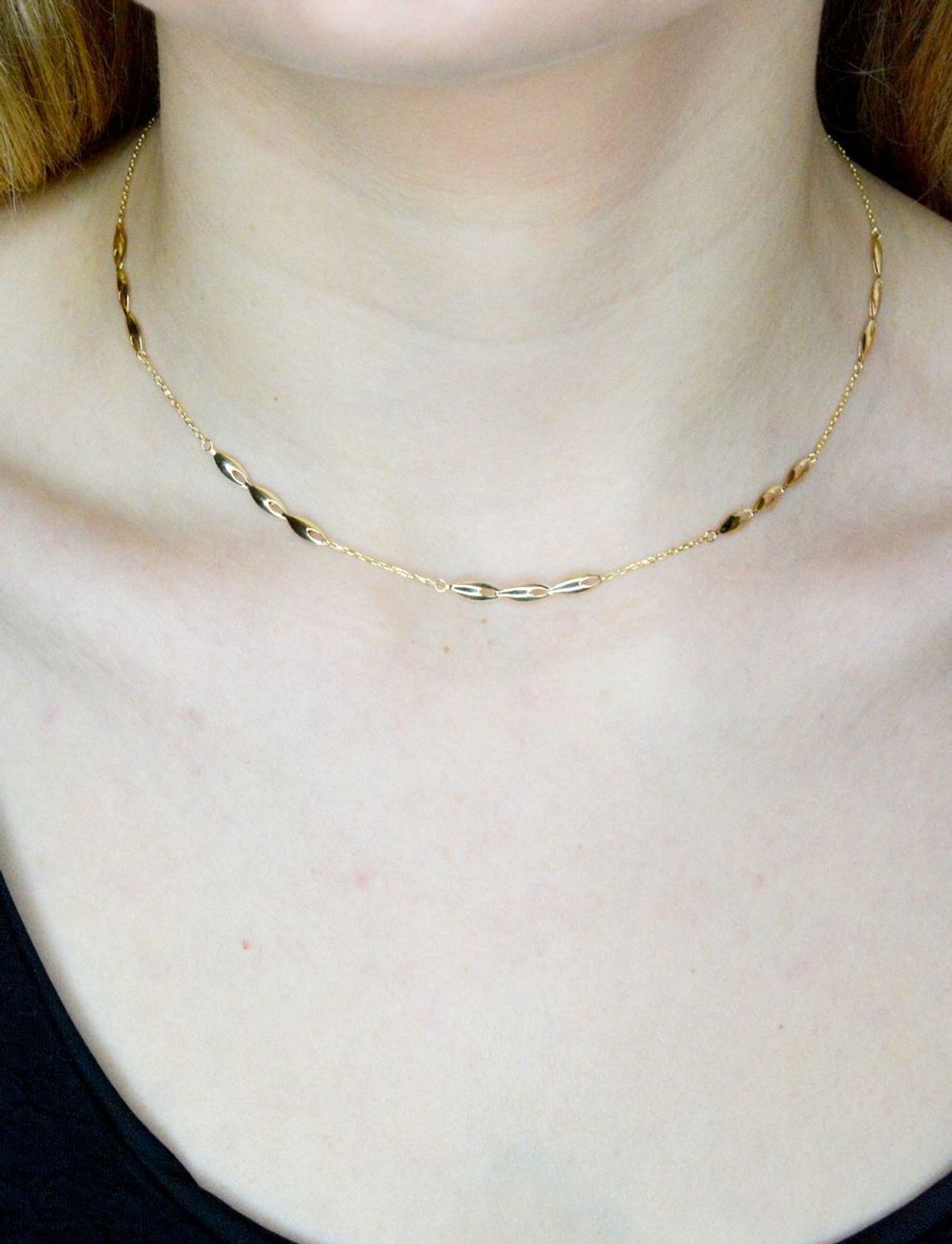 Złoty naszyjnik 585  Dall'acqua połączenie łańcuszka oraz płaskich blaszek DIA-NSZ-9712-585 (1).jpg