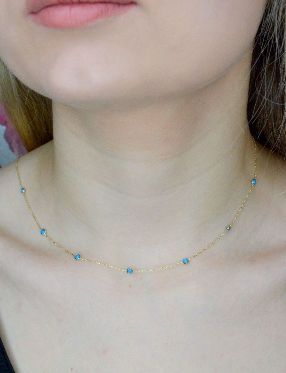 Złoty naszyjnik 585 z niebieskimi elementami DIA-NSZ-9720-585 (1).jpg