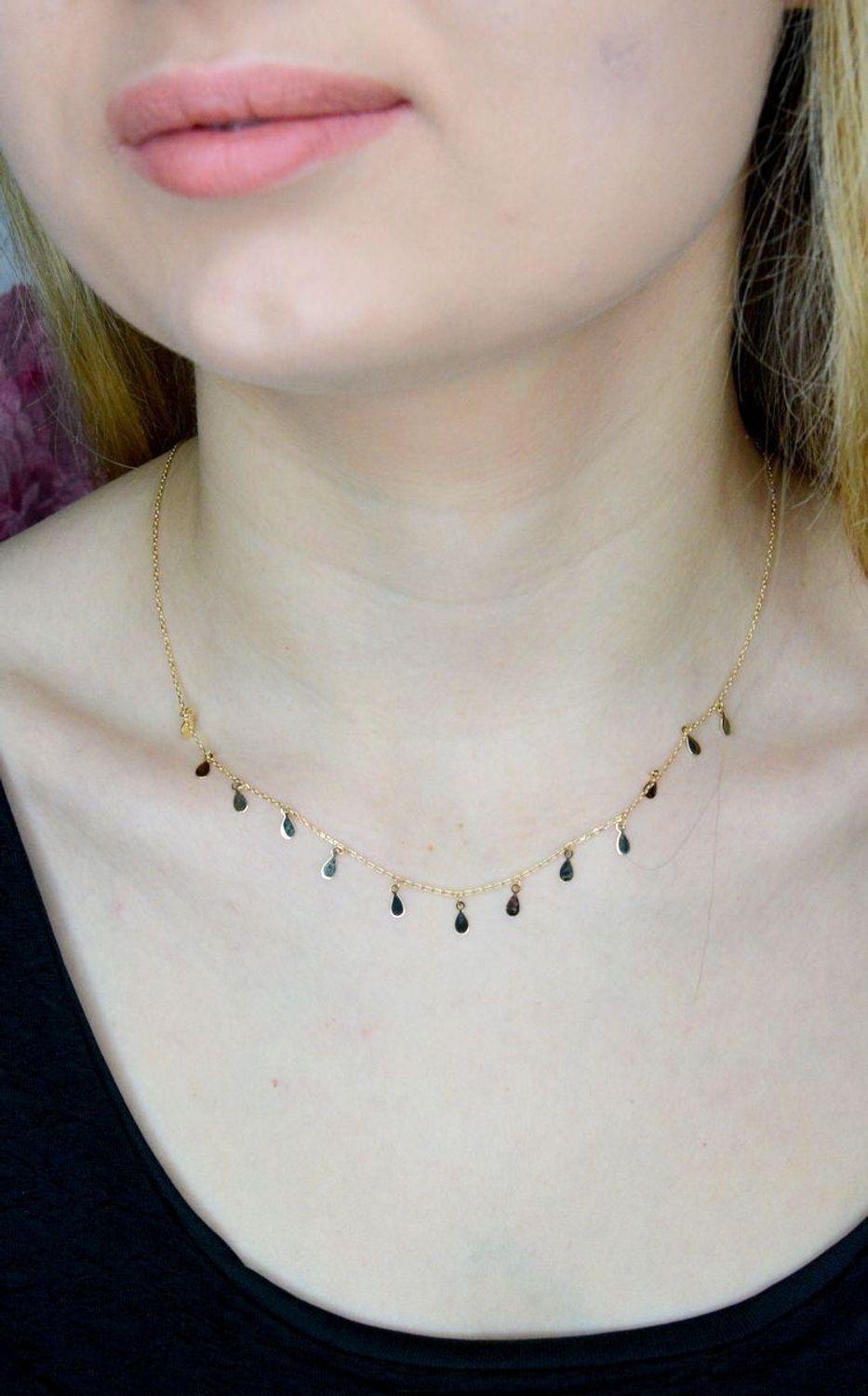 Naszyjnik złoty 585 z małymi zawieszkami DIA-NSZ-9724-585 (2).jpg