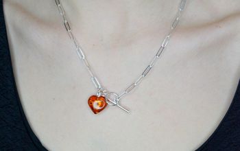 Srebrny naszyjnik damski z zawieszką w kształcie serca z bursztynu DIA-NSZ-9854-925 (1).JPG