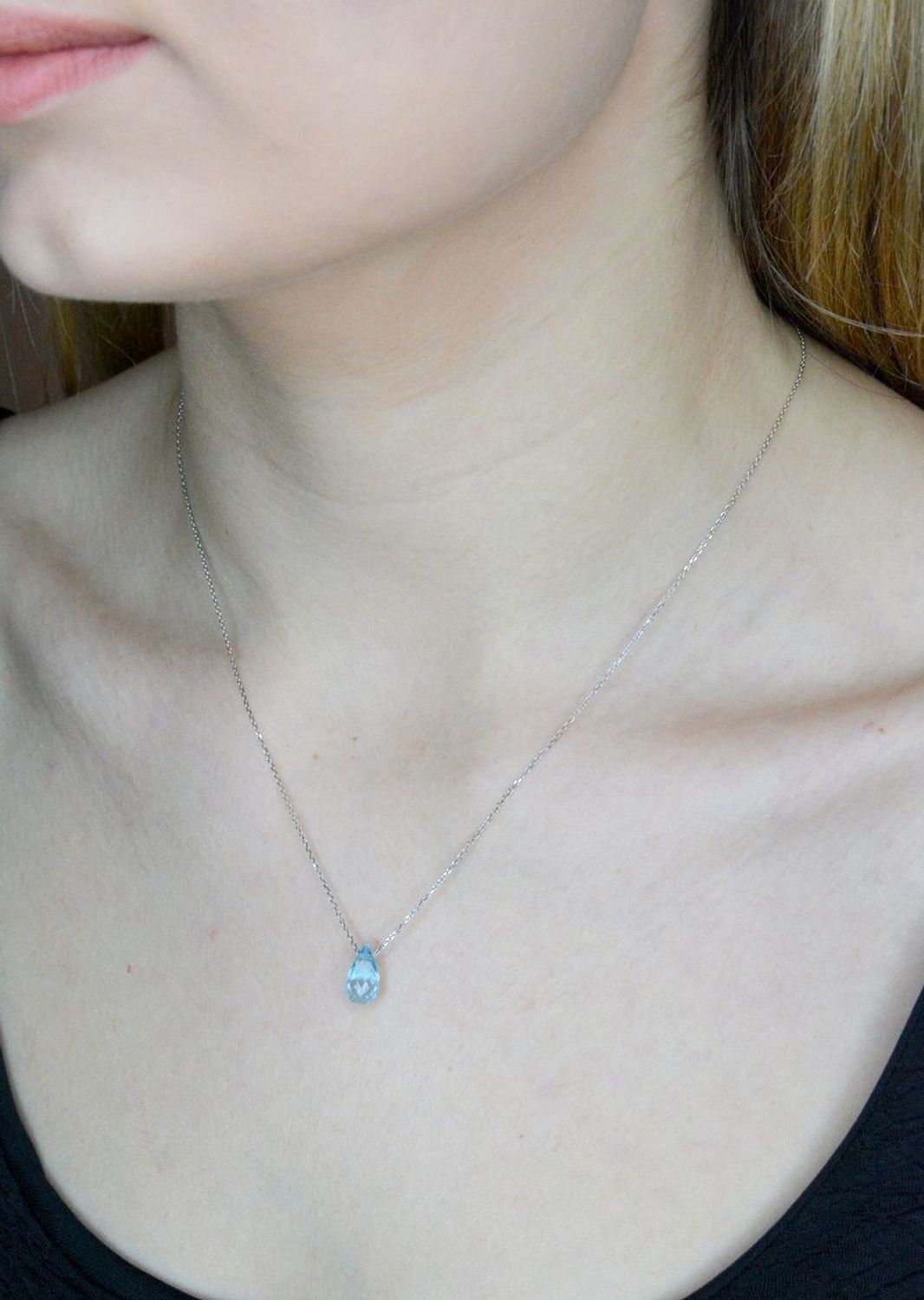 Srebrny naszyjnik damski z kamieniem naturalnym Topaz Sky Blue DIA-NSZ-9977-925 (2).jpg