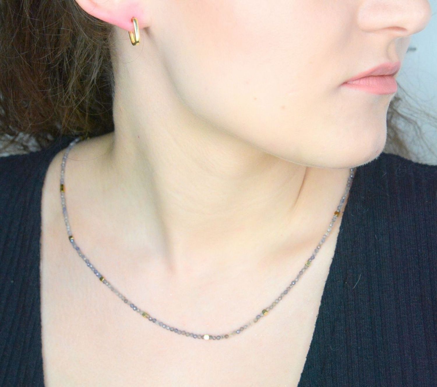 Naszyjnik lapis Phoenix DIA-NSZ-A1404254-STAL Naszyjnik damski lapis Phoenix. Naszyjniki z kamieniami naturalnymi od lat zachwycają elegancją i ponadczasowym pięknem.1.jpg