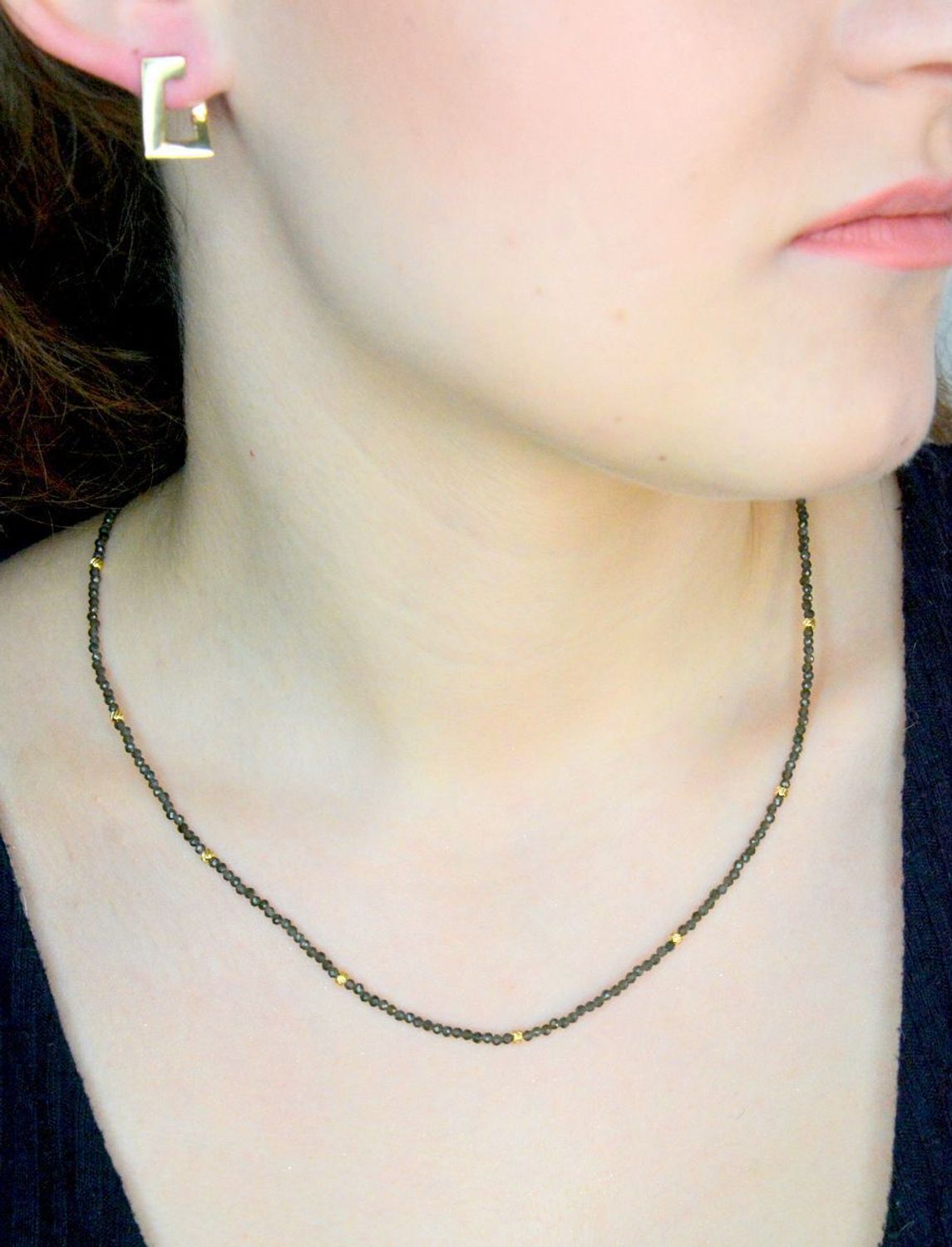 Naszyjnik damski z kamieniami naturalnymi obsydian DIA-NSZ-A1423952-STAL 1.jpg