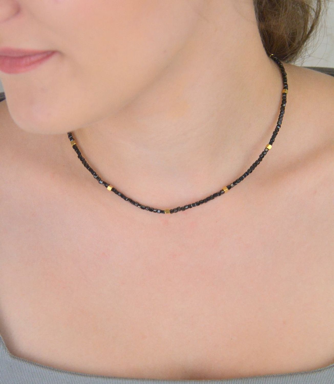 Naszyjnik damski stalowy z naturalnym spinelem  DIA-NSZ-A1484456-STAL.jpg