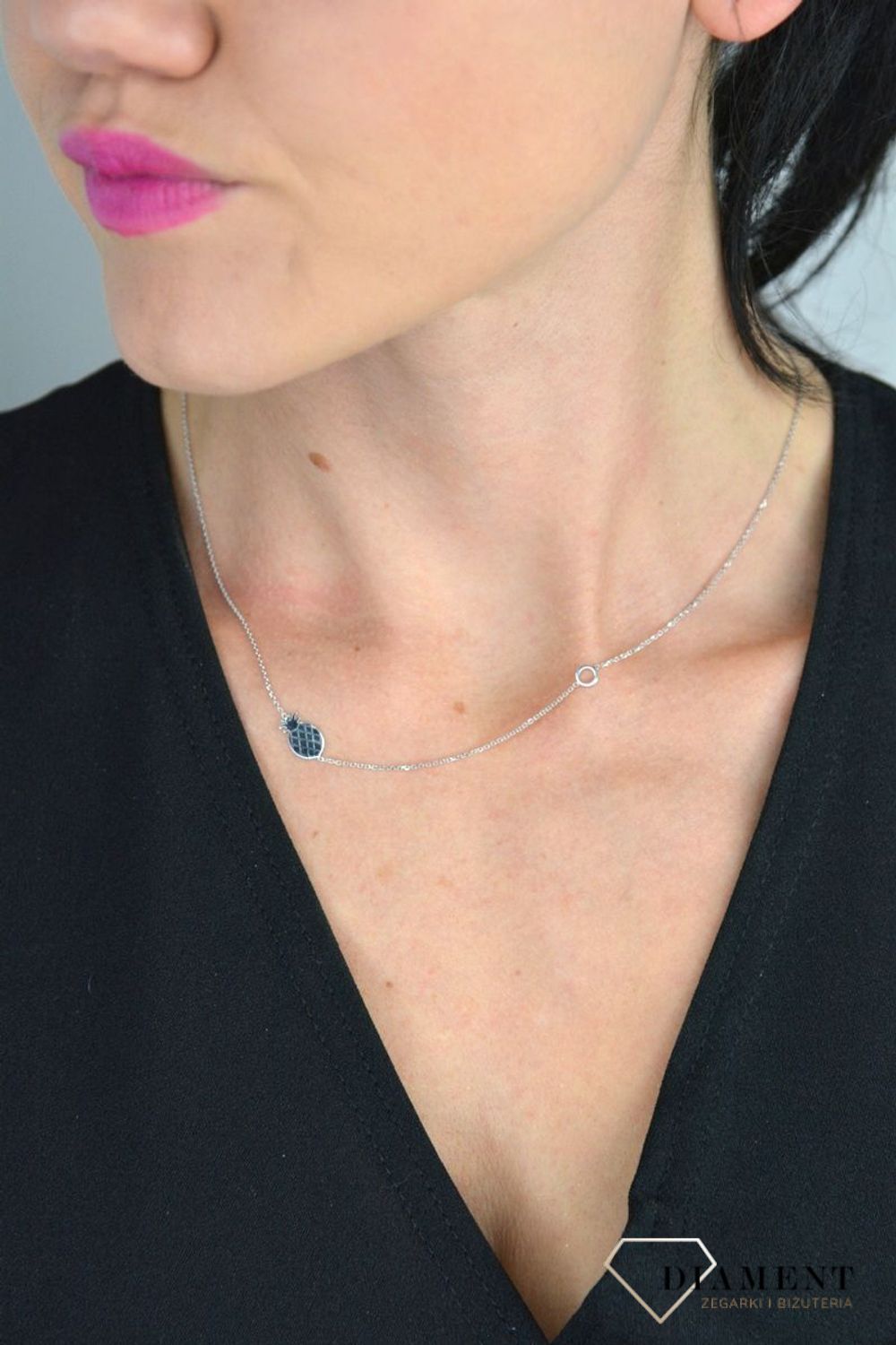 Srebrny naszyjnik celebrytka kółko z ananasem DIA-NSZ-ANANAS1-925.jpg