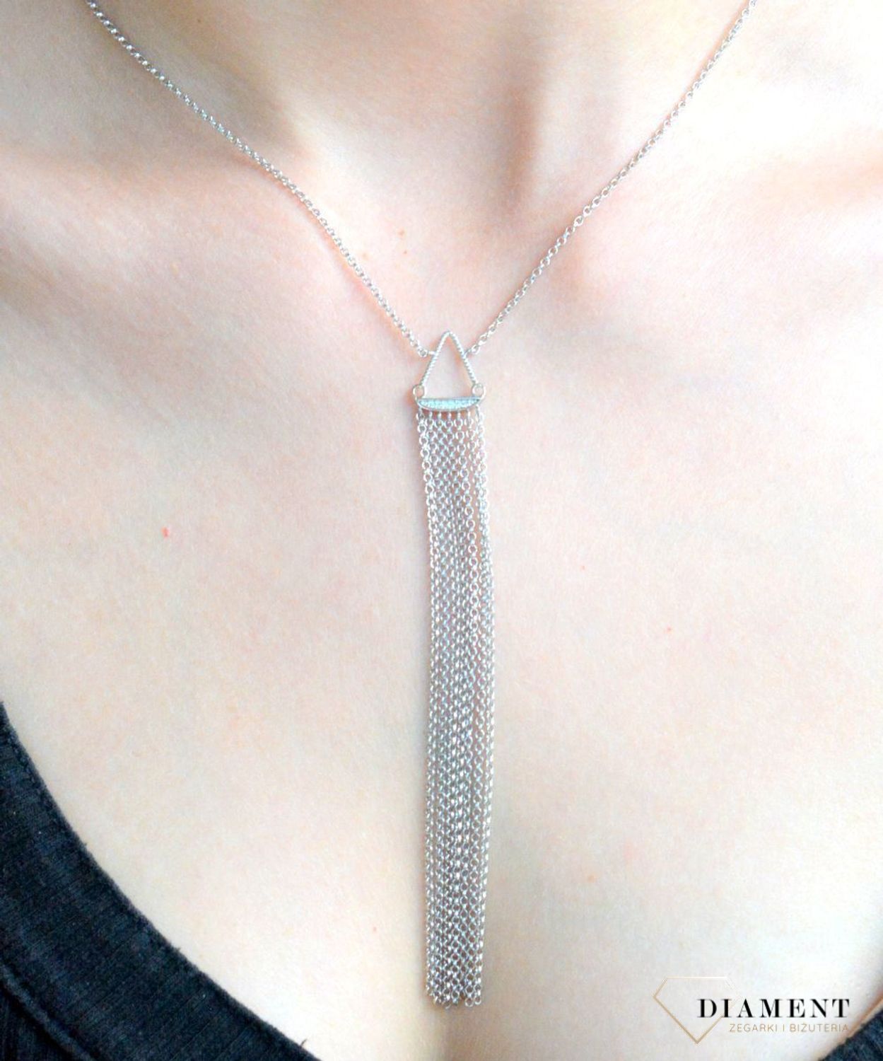 Srebrny naszyjnik celebrytka damska 925 wiszące łańcuszki DIA-NSZ-APARTI4-925. Srebrny naszyjnik damski. Naszyjnik srebrny celebrytka. Srebrna celebrytka damska z zawieszkami. Srebrny naszyjnik celebrytka damska na prezent (3).jpg