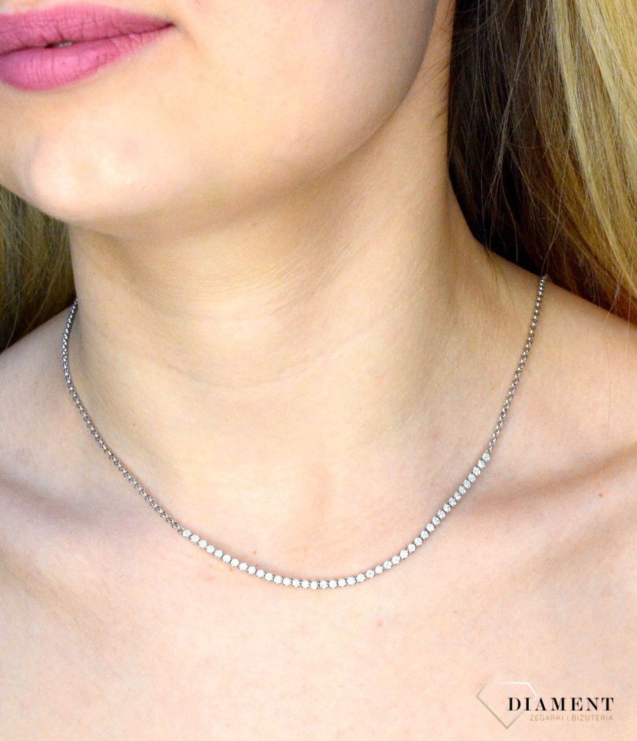 Srebrny naszyjnik ozdobiony błyszczącą cyrkonią DIA-NSZ-APARTI93-925.jpg