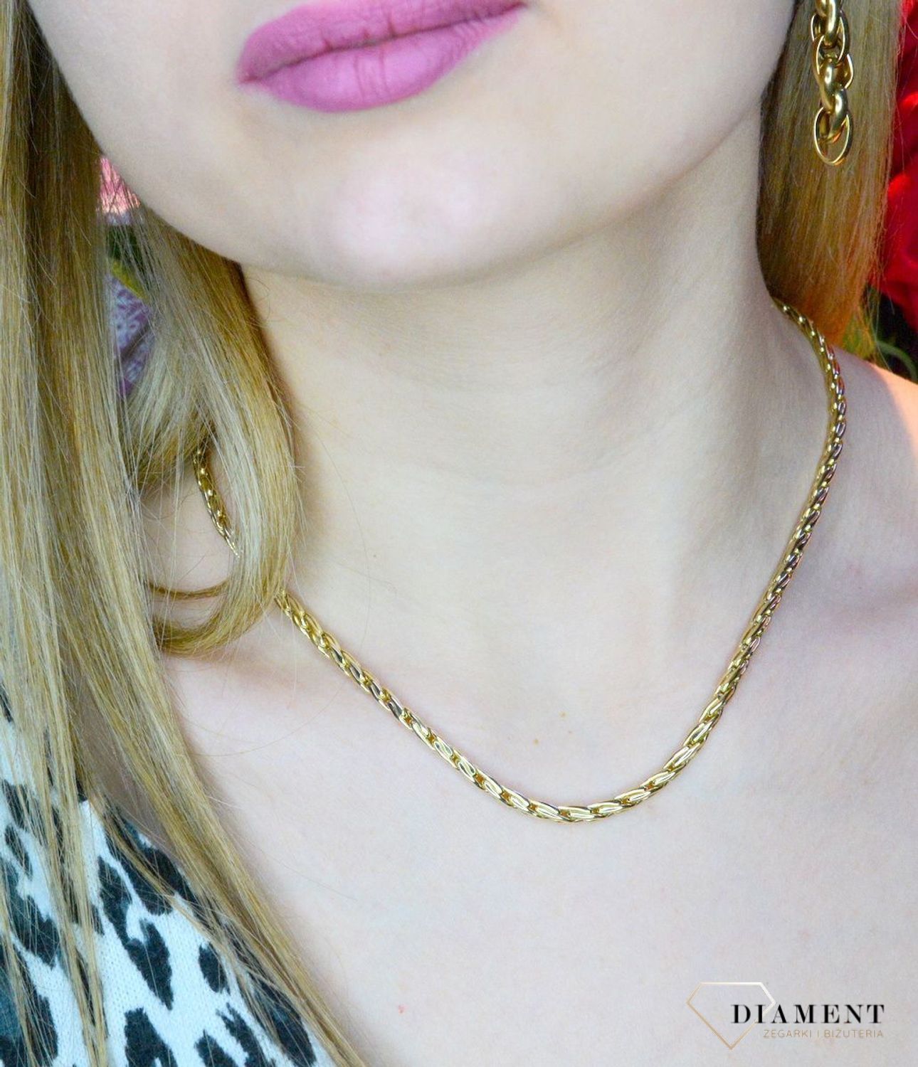 Złoty naszyjnik 585 kolia o wyjątkowym wzorze DIA-NSZ-B135.023Y-585. Naszyjnik wykonany ze złota próby 585, zapinany na karabińczyk. Jest to model bardzo prosty, ale szykowny ze względu na wykorzystanie do jego stworzeni.jpg