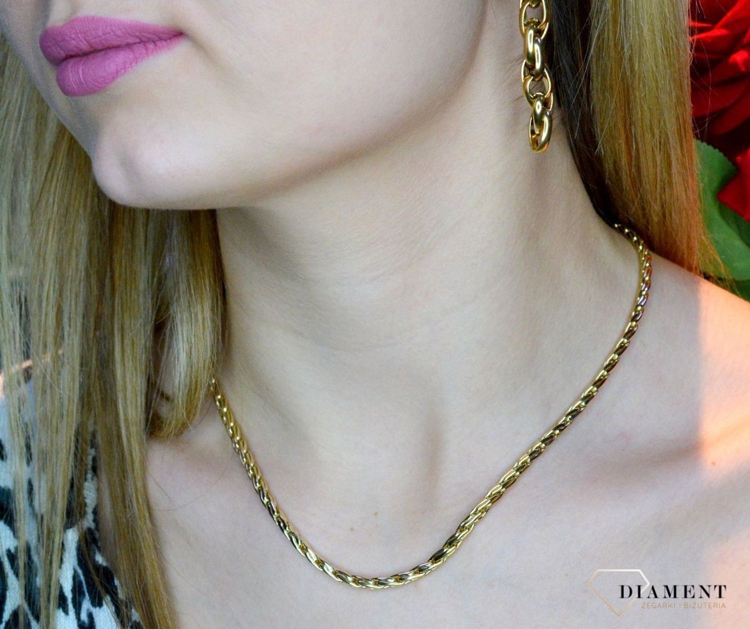 Złoty naszyjnik 585 kolia o wyjątkowym wzorze DIA-NSZ-B135.023Y-585. Naszyjnik wykonany ze złota próby 585, zapinany na karabińczyk. Jest to model bardzo prosty, ale szykowny ze względu na wykorzystanie do jego stworzeni.jpg