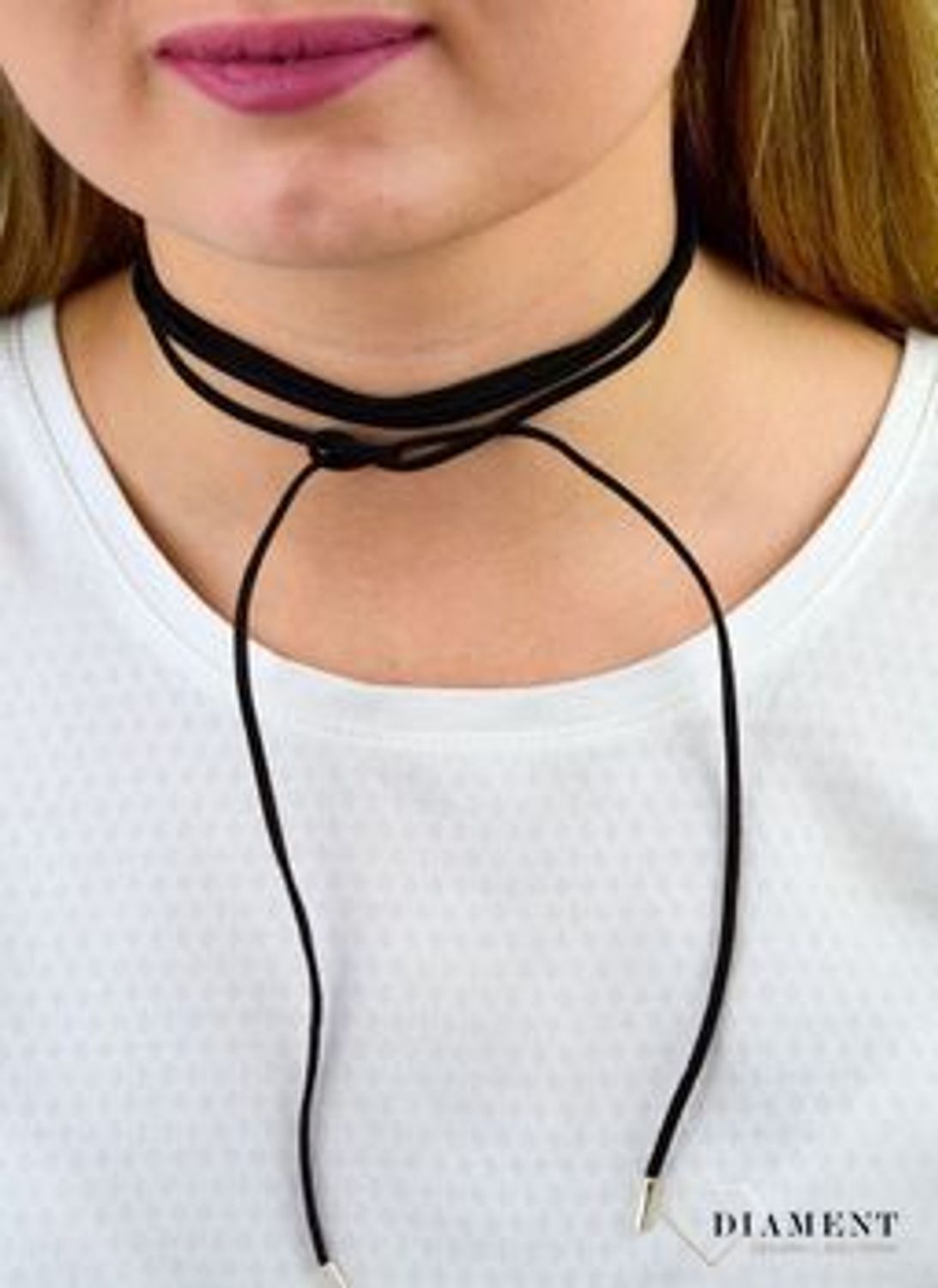 Naszyjnik damski typu choker czarny DIA-NSZ-BLOGER-925. Choker na zakończeniach posiada srebrne końcówki. Waga naszyjnika 4,79 gram. Długość chokera 200 cm.jpg