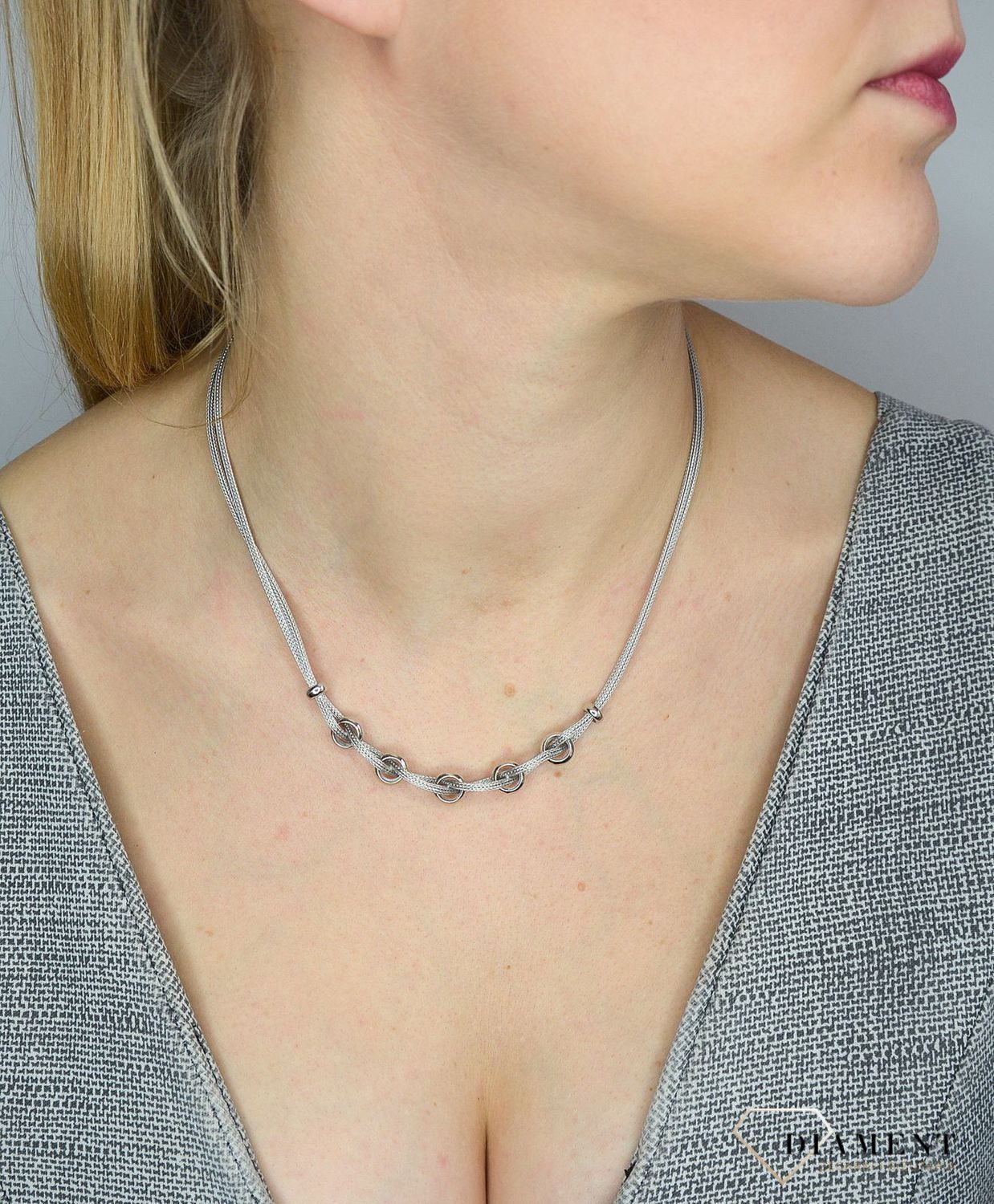 Srebrny naszyjnik z ozdobnymi kółeczkami BTNK004045.jpg