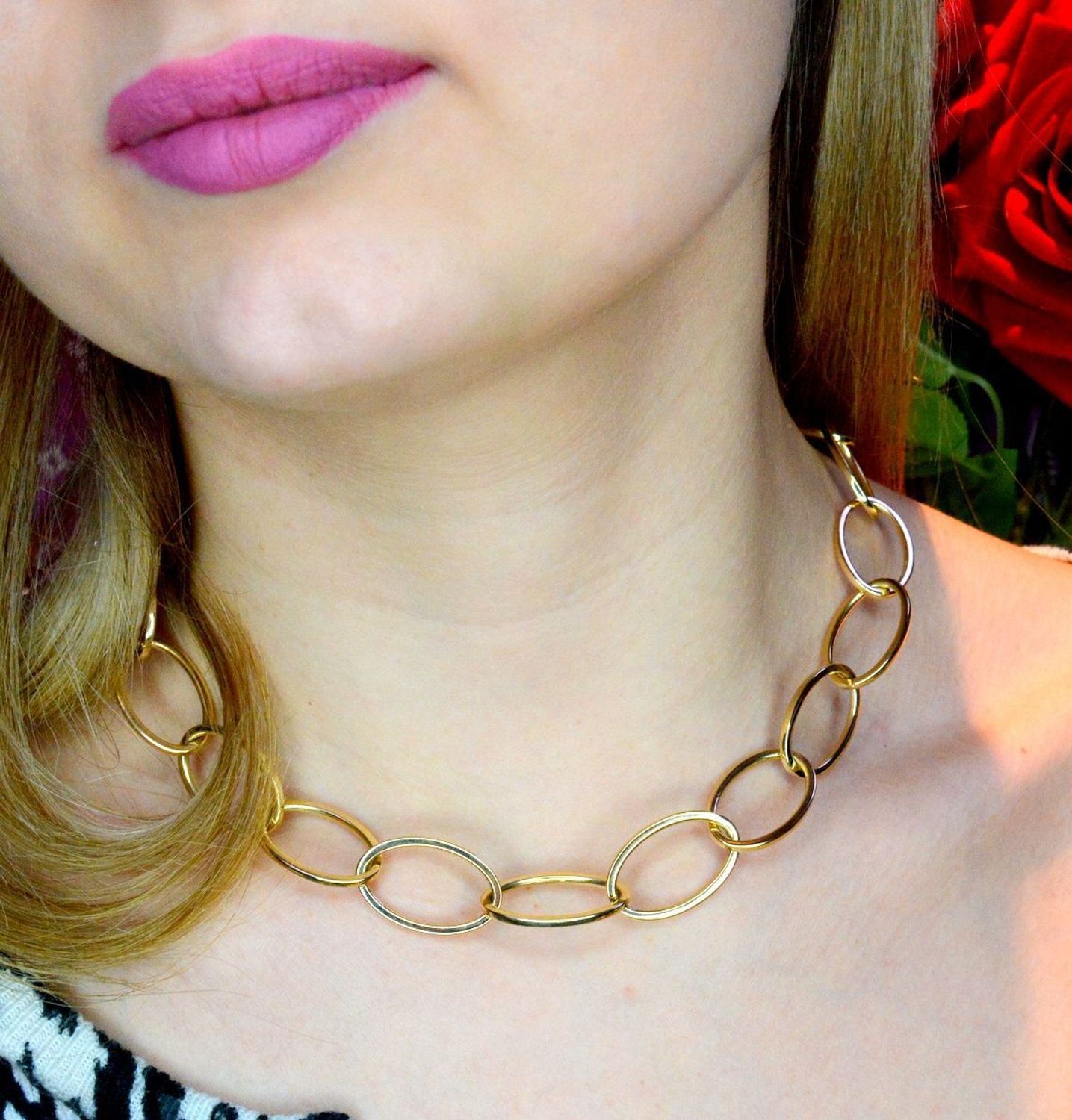 Złoty naszyjnik 585 owalne ogniwa DIA-NSZ-C13637-585. Biżuteria ze złota będzie pasować zarówno do codziennych strojów, jak i tych bardziej eleganckich i szykownych. Naszyjnik wykonany ze złota próby 585, zapinany na kar.jpg