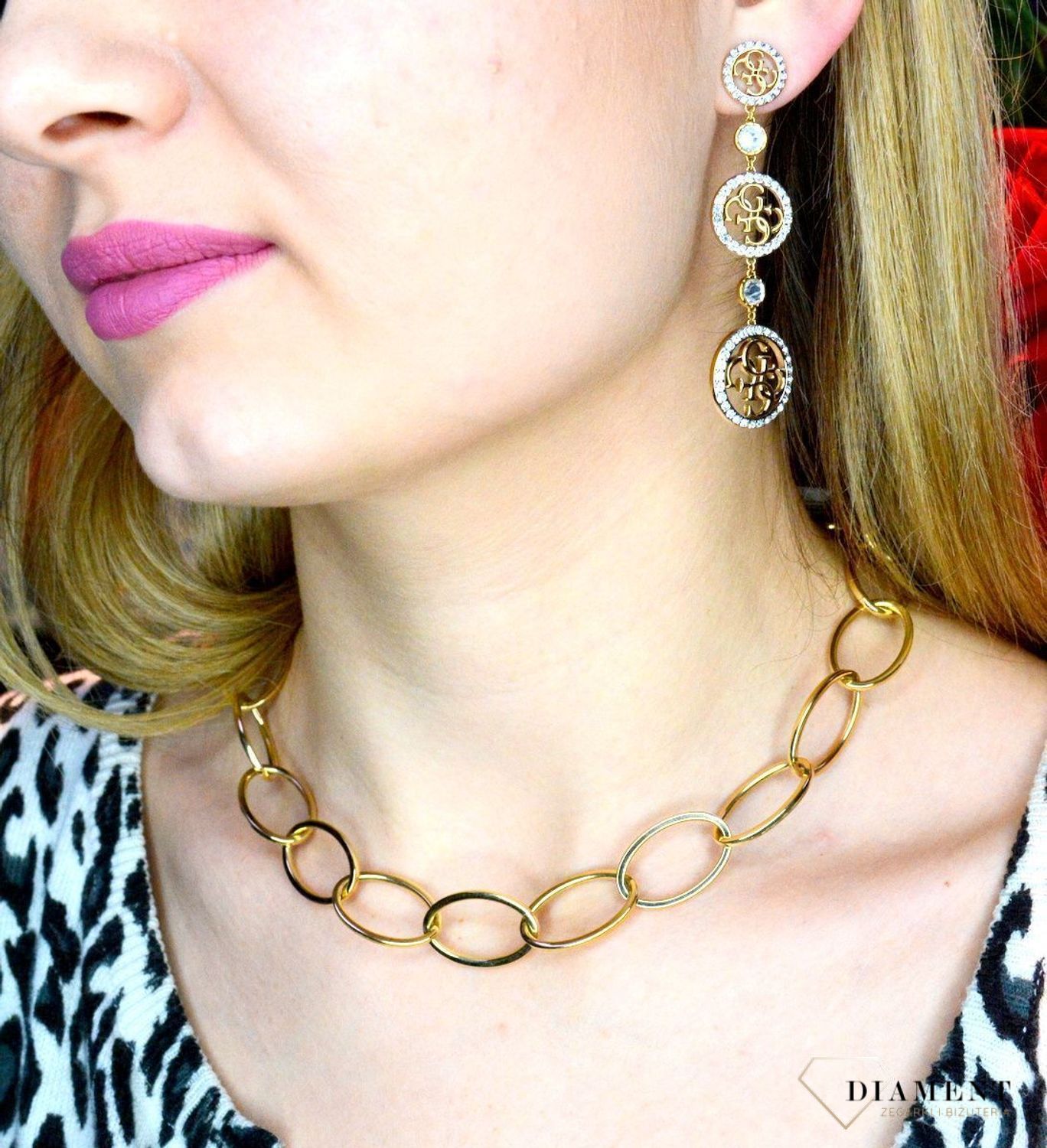 Złoty naszyjnik 585 owalne ogniwa DIA-NSZ-C13637-585. Biżuteria ze złota będzie pasować zarówno do codziennych strojów, jak i tych bardziej eleganckich i szykownych. Naszyjnik wykonany ze złota próby 585, zapinany na kar.jpg