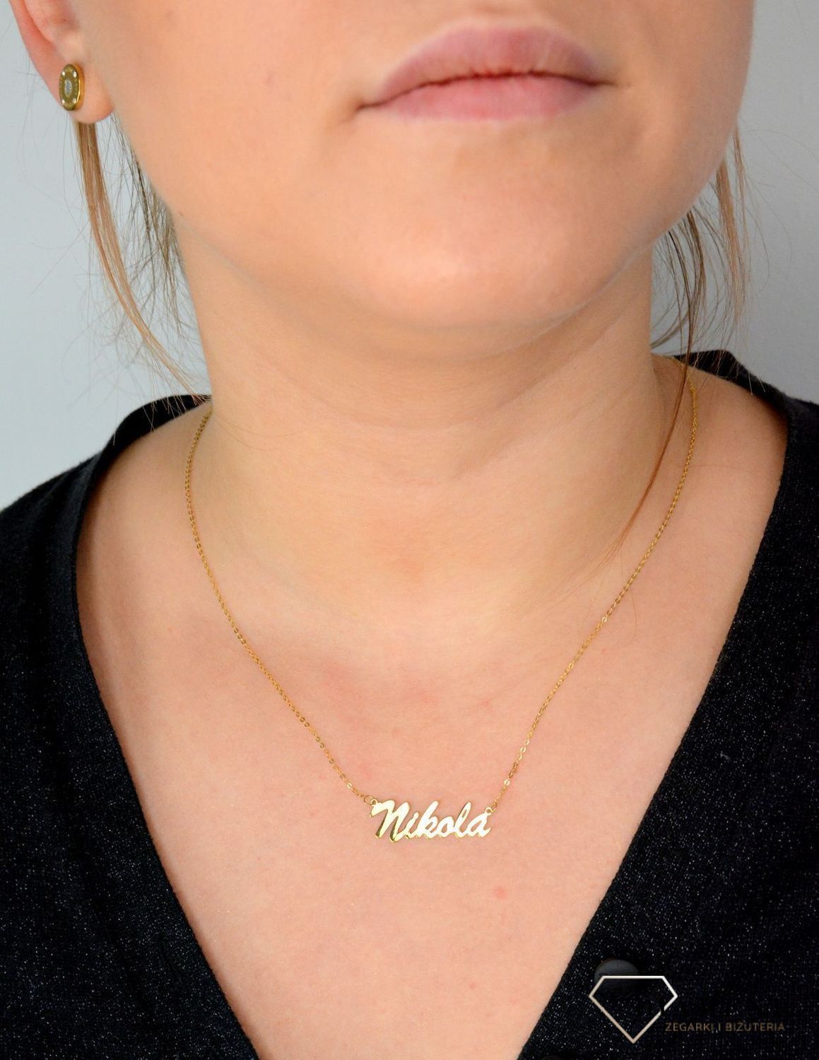 Złoty naszyjnik celebrytka z imieniem NIKOLA DIA-NSZ-CEL243NG8KNIKOLA-333v.jpg