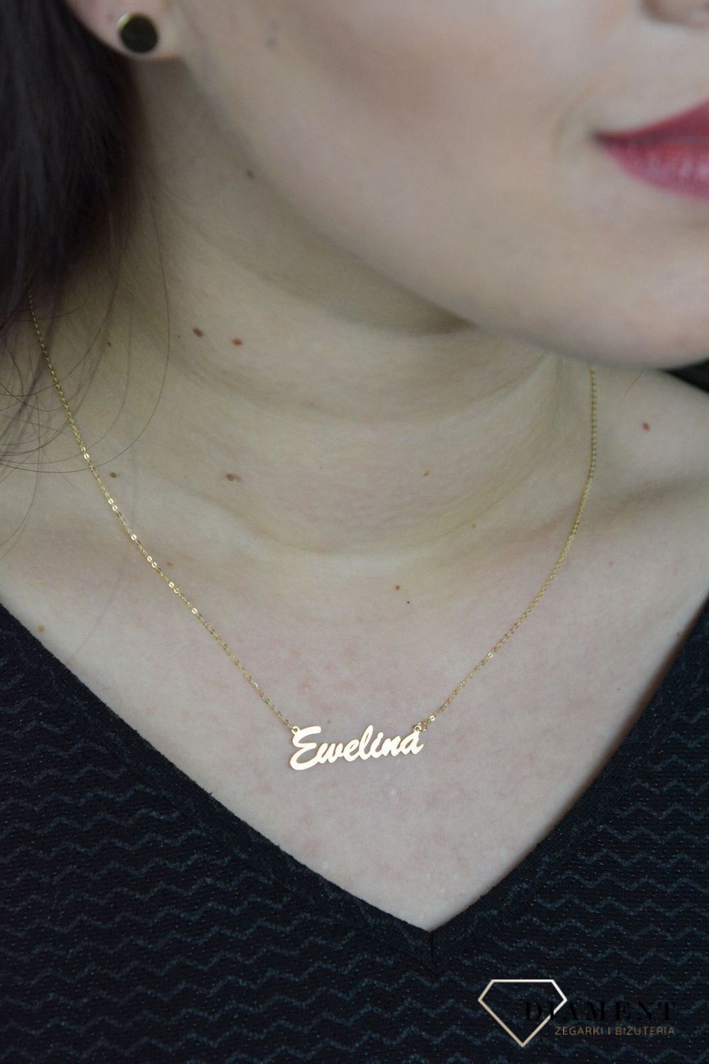 Złoty naszyjnik celebrytka z imieniem EWELINA CEL244NG8KEWELINA.jpg