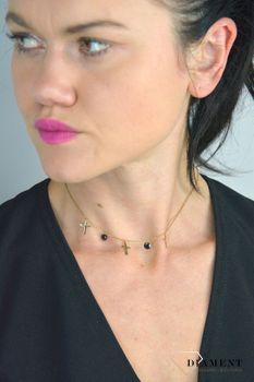 Srebrny naszyjnik celebrytka pozłacany choker krzyże z kryształami DIA-NSZ-CHOKER11-925. Srebrny pozłacany naszyjnik choker celebrytka ozdobiona krzyżykami (1).JPG