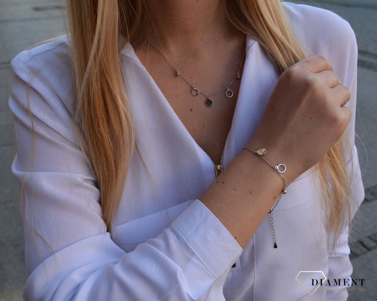 Srebrny naszyjnik celebrytka choker z wiszącymi elementami DIA-NSZ-CHOKER2-925.jpg