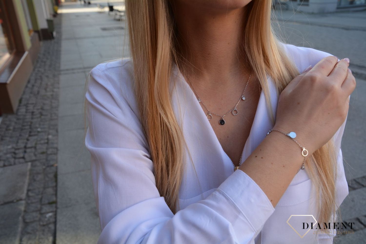 Srebrny naszyjnik celebrytka choker z wiszącymi elementami DIA-NSZ-CHOKER2-925.jpg