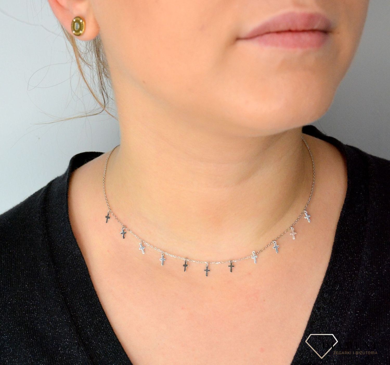Srebrny naszyjnik celebrytka 'Wiszące krzyżyki' DIA-NSZ-CHOKER5-925.jpg