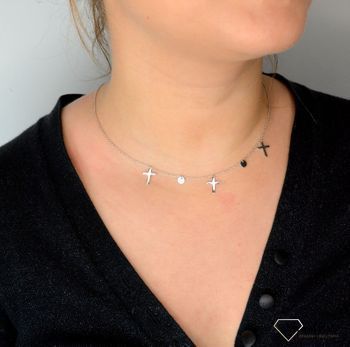 Srebrny naszyjnik choker wiszące krzyżyki z kółkami DIA-NSZ-CHOKER7-925. Srebrny naszyjnik celebrytka choker wiszące krzyżyki z kółkami (1).JPG