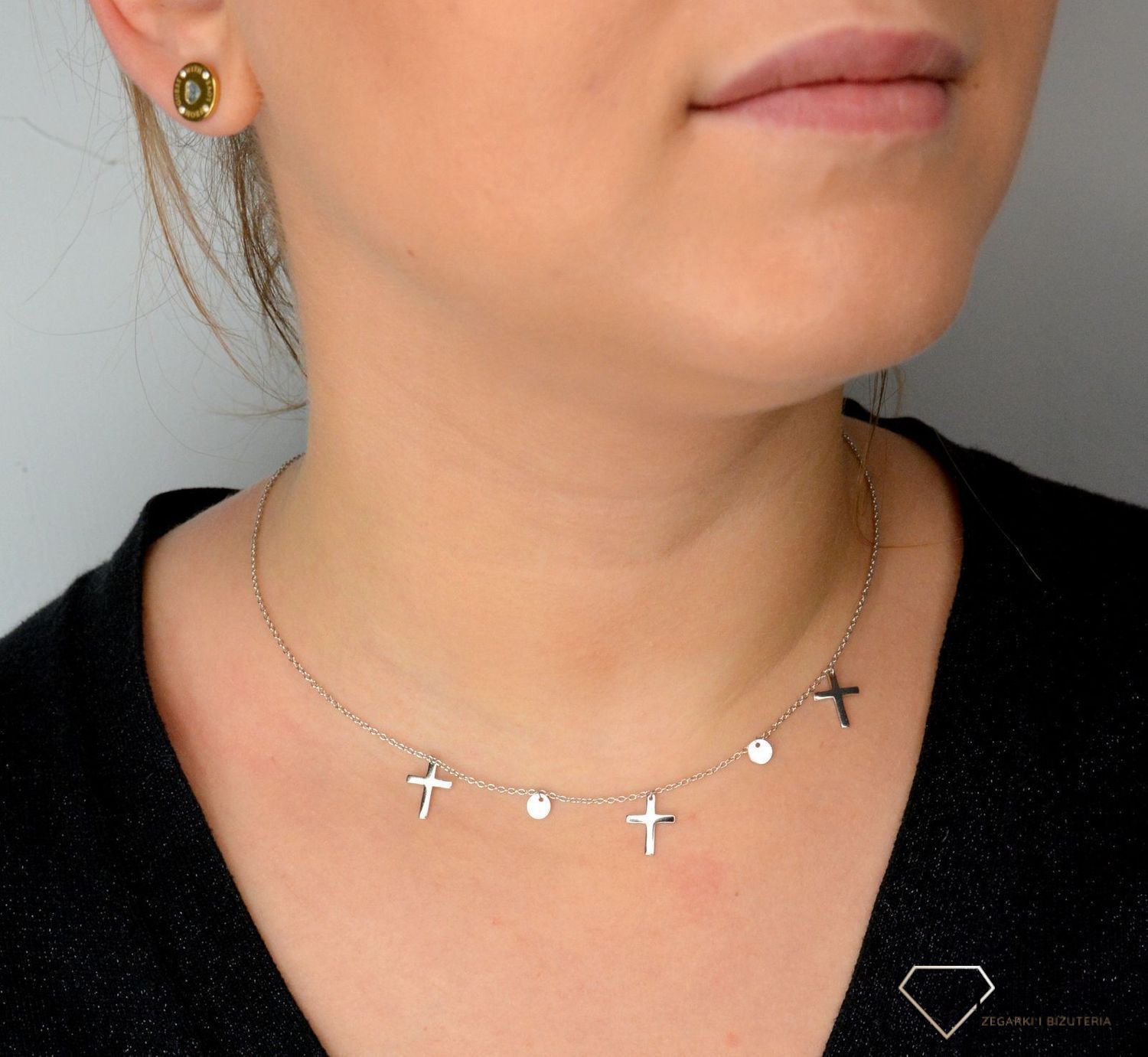 Srebrny naszyjnik choker wiszące krzyżyki z kółkami DIA-NSZ-CHOKER7-925.jpg