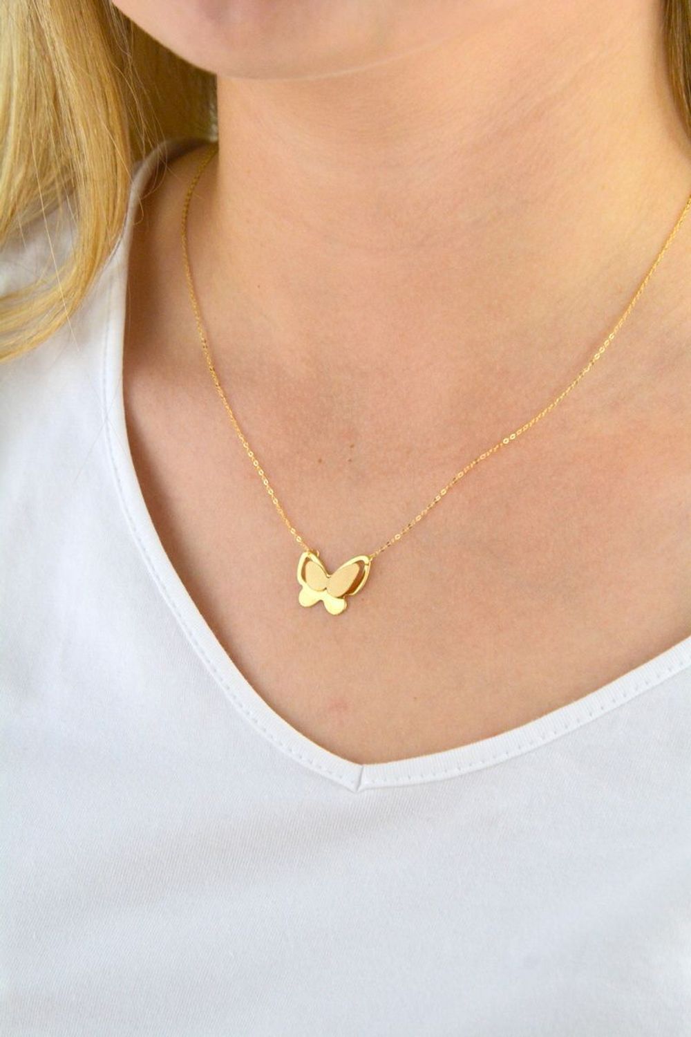 Złoty naszyjnik celebrytka z wiszącym motylkiem 585 DIA-NSZ-CN01008NG14K..jpg