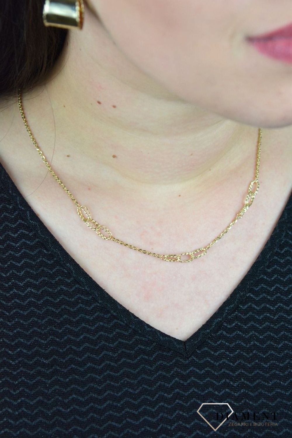 Złoty naszyjnik celebrytka z grawerowanymi ogniwami DIA-NSZ-COE252--585.jpg