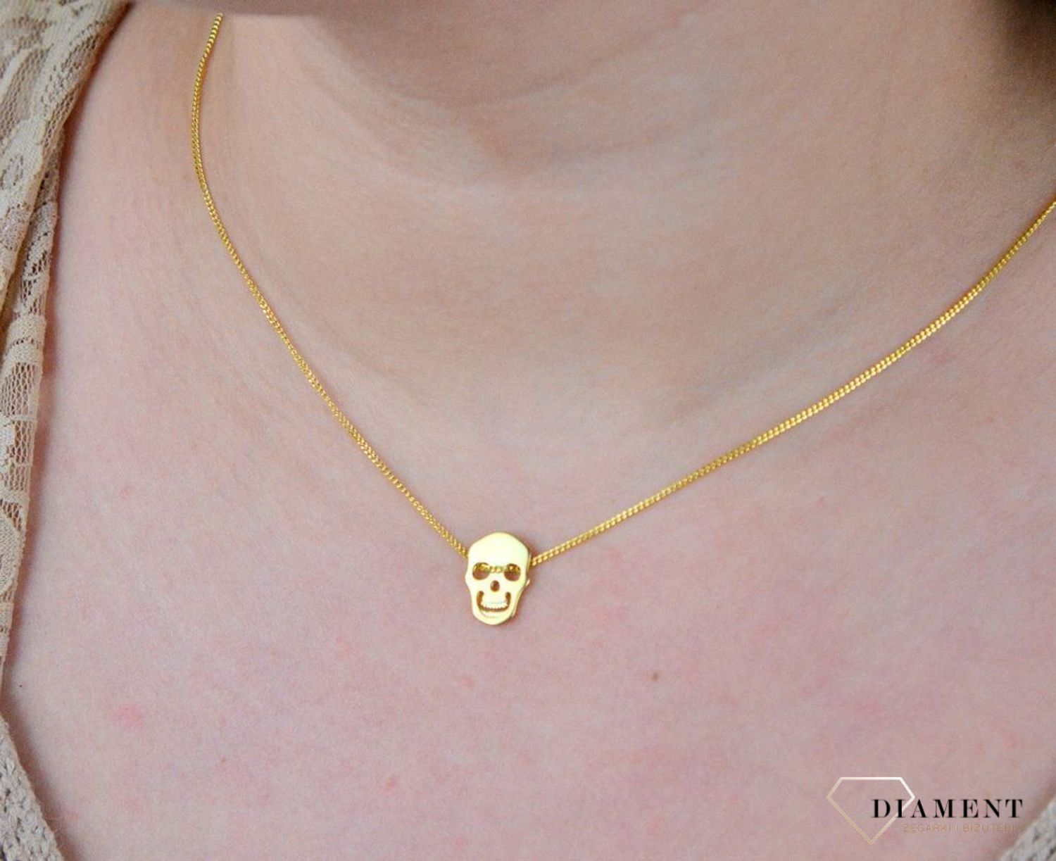Srebrny naszyjnik celebrytka pozłacana z czaszką DIA-NSZ-CZASZKA1-Z-925.jpg