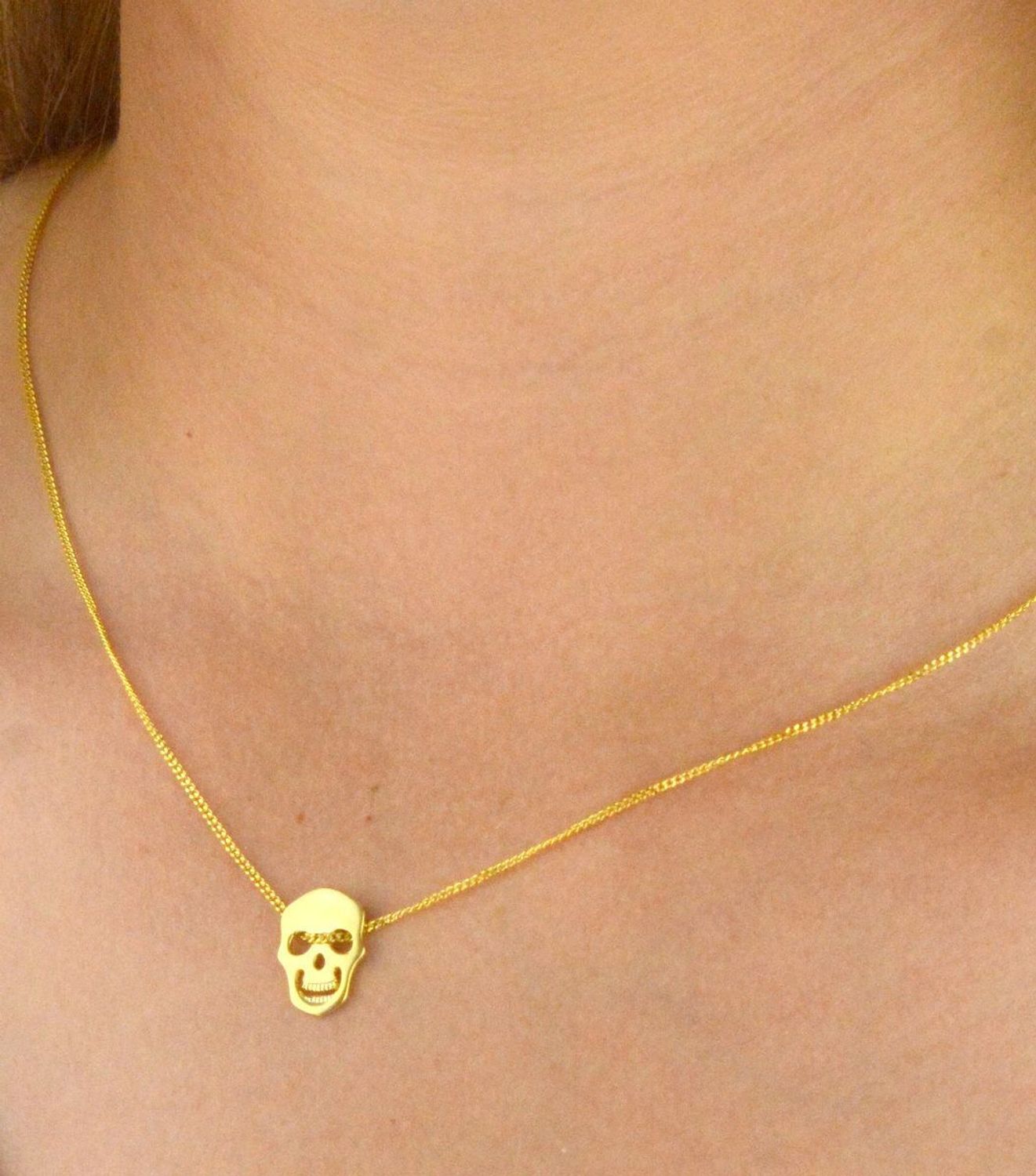 Srebrny naszyjnik celebrytka pozłacana z czaszką DIA-NSZ-CZASZKA1-Z-925.jpg