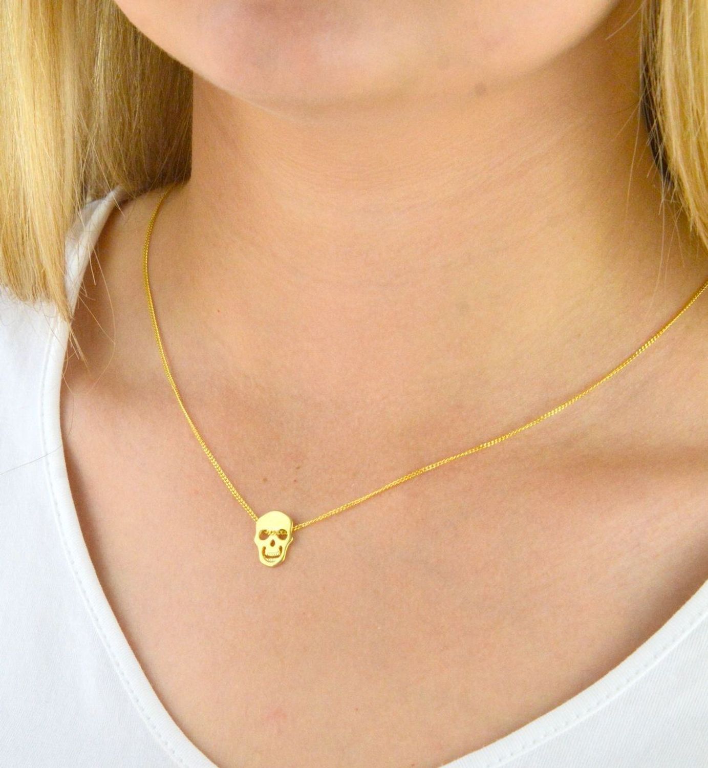 Srebrny naszyjnik celebrytka pozłacana z czaszką DIA-NSZ-CZASZKA1-Z-925.jpg