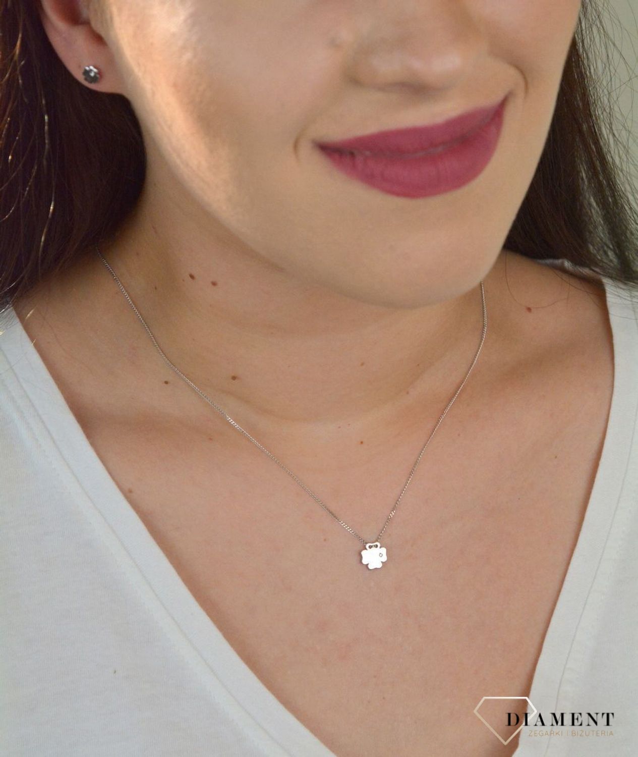 Srebrny naszyjnik celebrytka koniczynka z brylancikiem DIA-NSZ-DIAMENT4-925.jpg