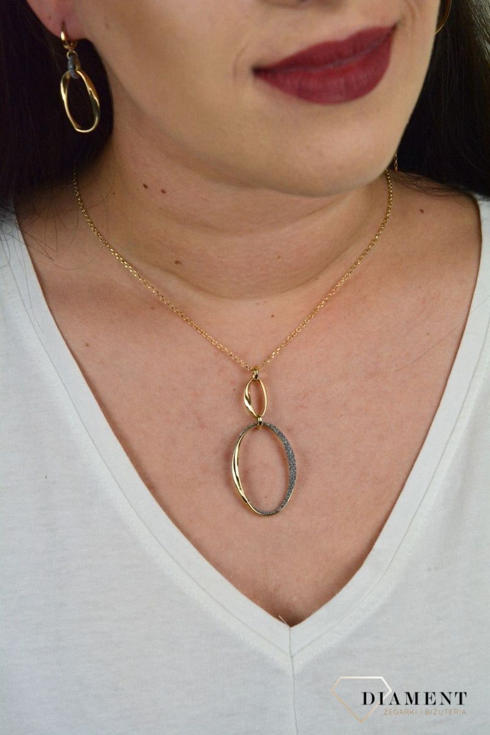 Złoty naszyjnik delikatny łańcuszek z zawieszką ozdobioną brokatem DIA-NSZ-E231--585.jpg