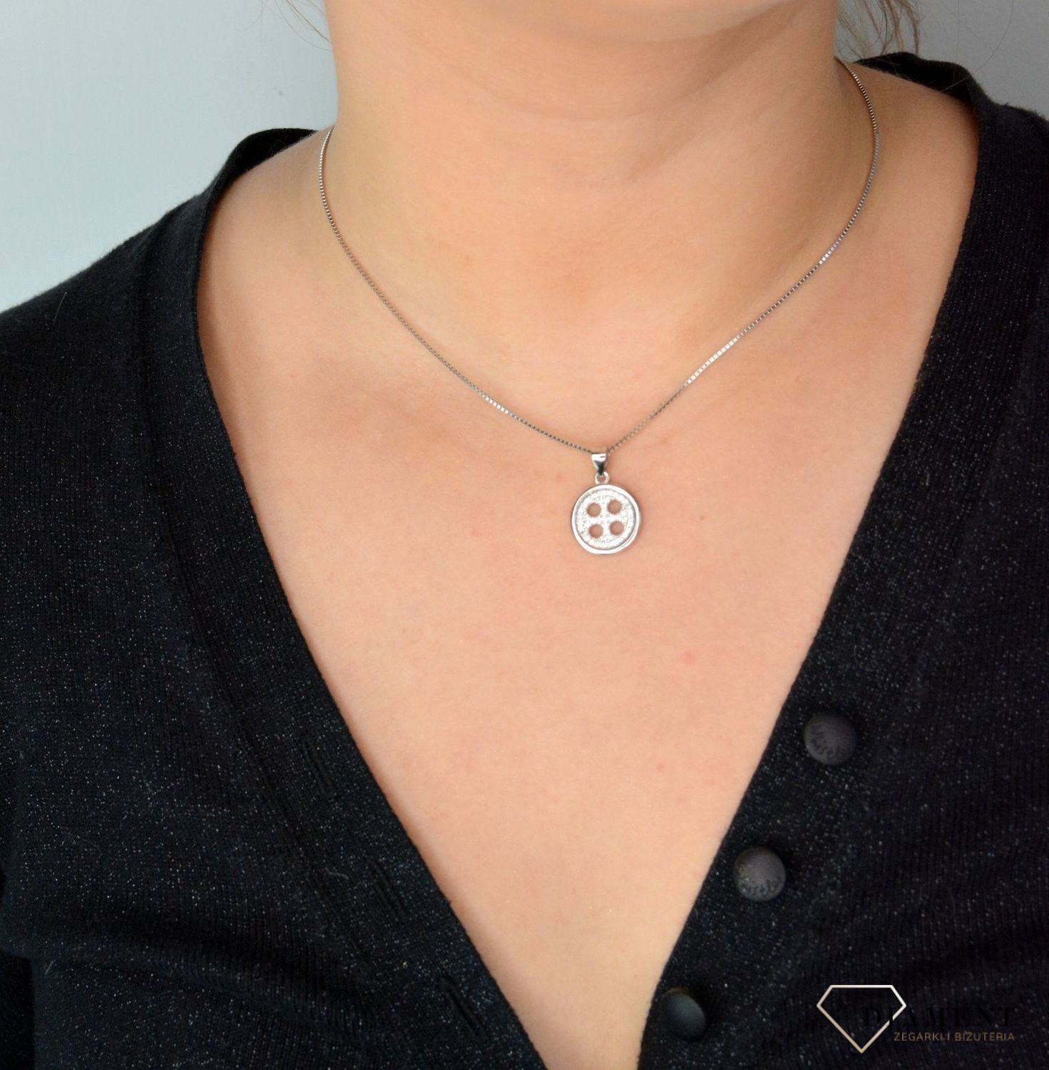 Srebrny naszyjnik celebrytka zawieszka Guzik z cyrkonią DIA-NSZ-GUZIK1-925.jpg