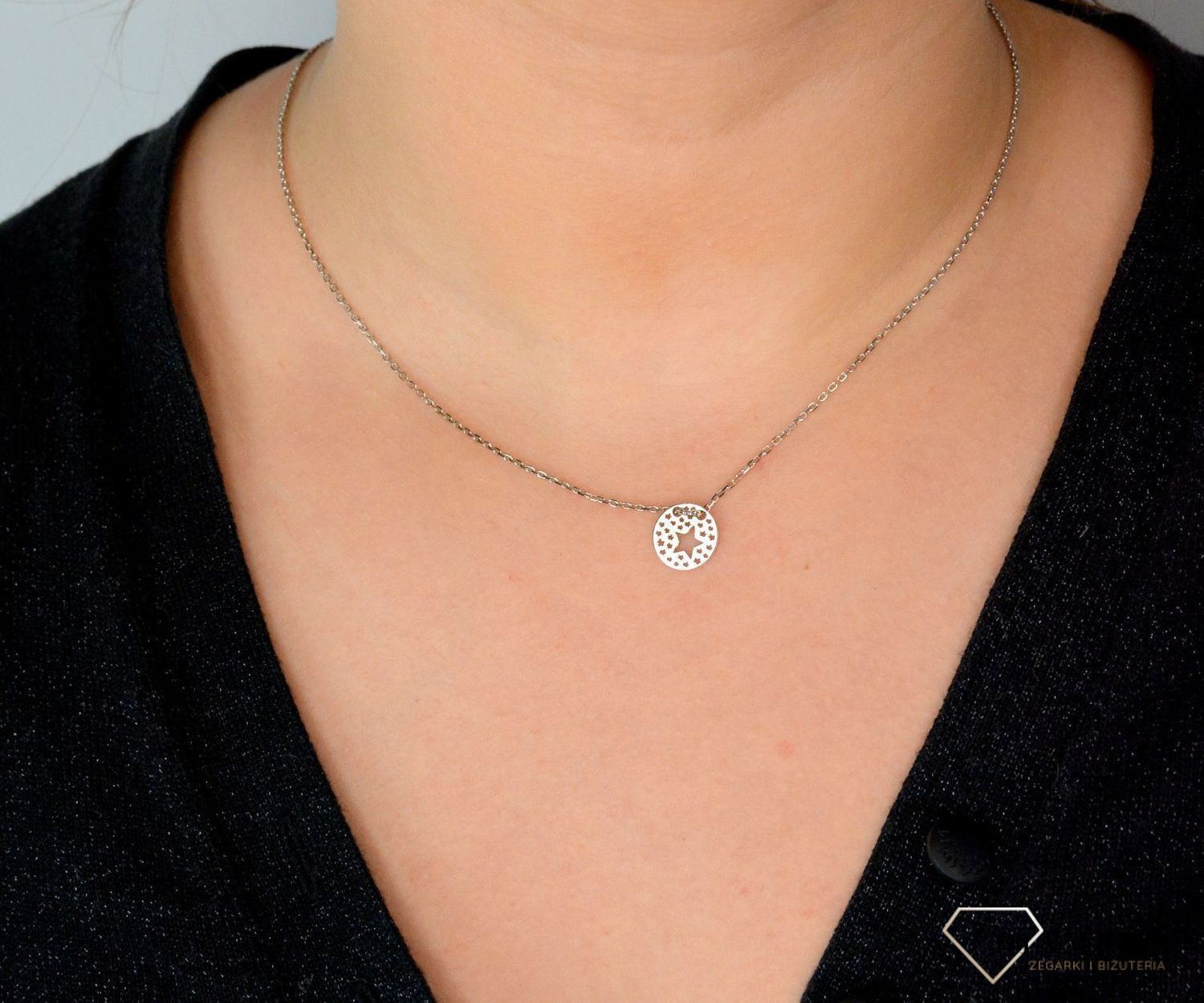 Srebrny naszyjnik celebrytka 'okrągła zawieszka z gwiazdką' DIA-NSZ-GWIAZDKA2-925.jpg