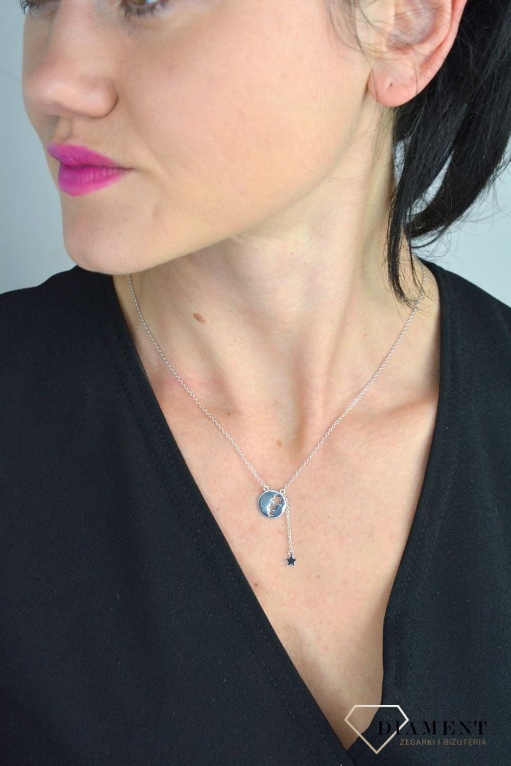 Srebrny naszyjnik celebrytka kółko z wyciętymi gwiazdkami i wisząca gwiazdka DIA-NSZ-GWIAZDKA3-925.jpg
