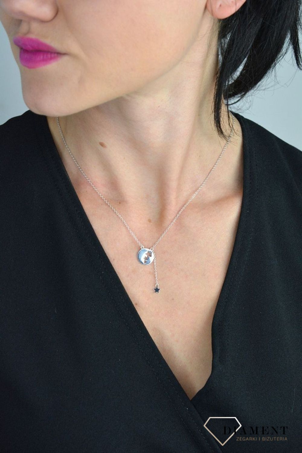 Srebrny naszyjnik celebrytka kółko z wyciętymi gwiazdkami i wisząca gwiazdka DIA-NSZ-GWIAZDKA3-925.jpg