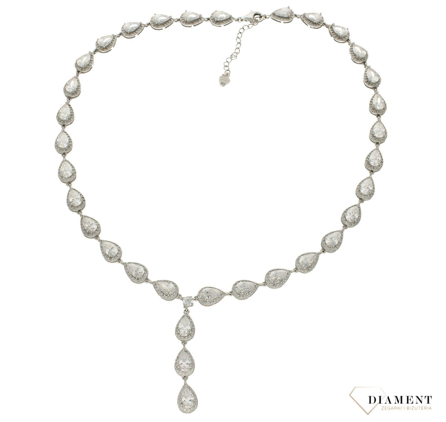 Srebrny naszyjnik damski Błyszcząca kolia DIA-NSZ-KOLIA-LSNIENIE-925. Naszyjnik, który idealnie dopełni stylizacje na ważne momenty takie jak śluby, komunie. Dzięki temu dodatkowi każda kobieta poczuje się zjawiskowo. Biżu.jpg