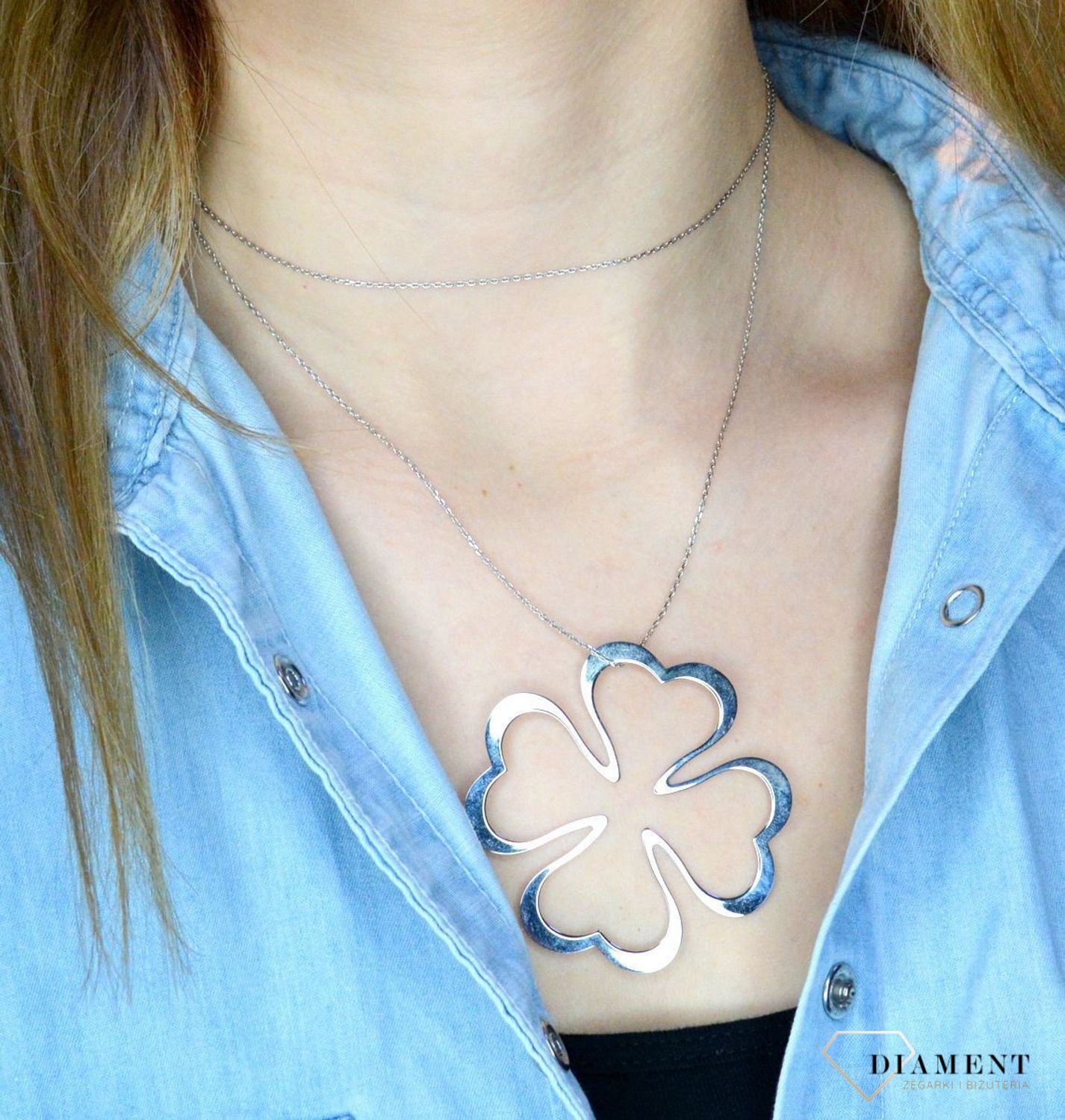 Srebrny naszyjnik 80 cm duża koniczynka DIA-NSZ-KONICZYNKA-5CM-925. Naszyjnik z dużą zawieszką w kształcie koniczynki. Czterolistna koniczyna symbolizuje szczęście. Wielkość zawieszki to 5,5cm. Naszyjnik z nowoczesną zawieszk.jpg