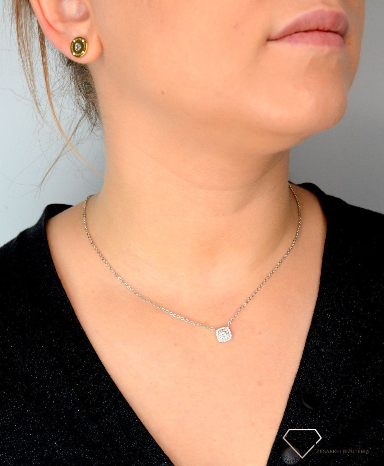 Srebrny naszyjnik celebrytka kwadracik z cyrkonią DIA-NSZ-KWADRACIK1-925.jpg