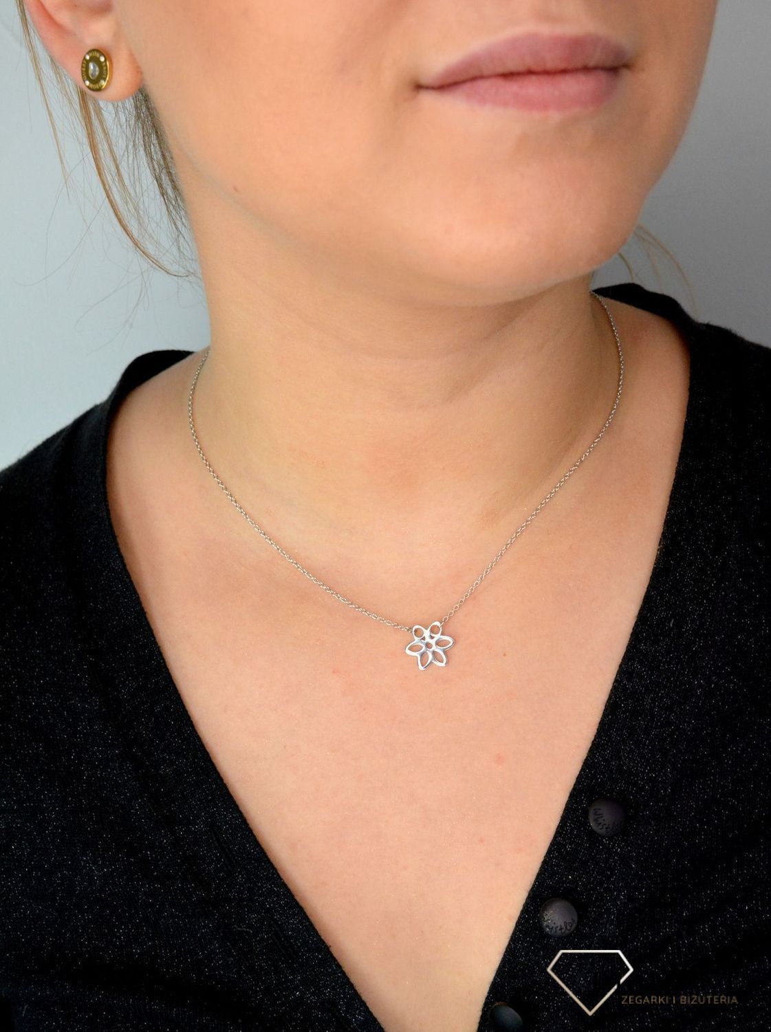 Srebrny naszyjnik celebrytka zawieszka Kwiatek DIA-NSZ-KWIATEK1-925.jpg