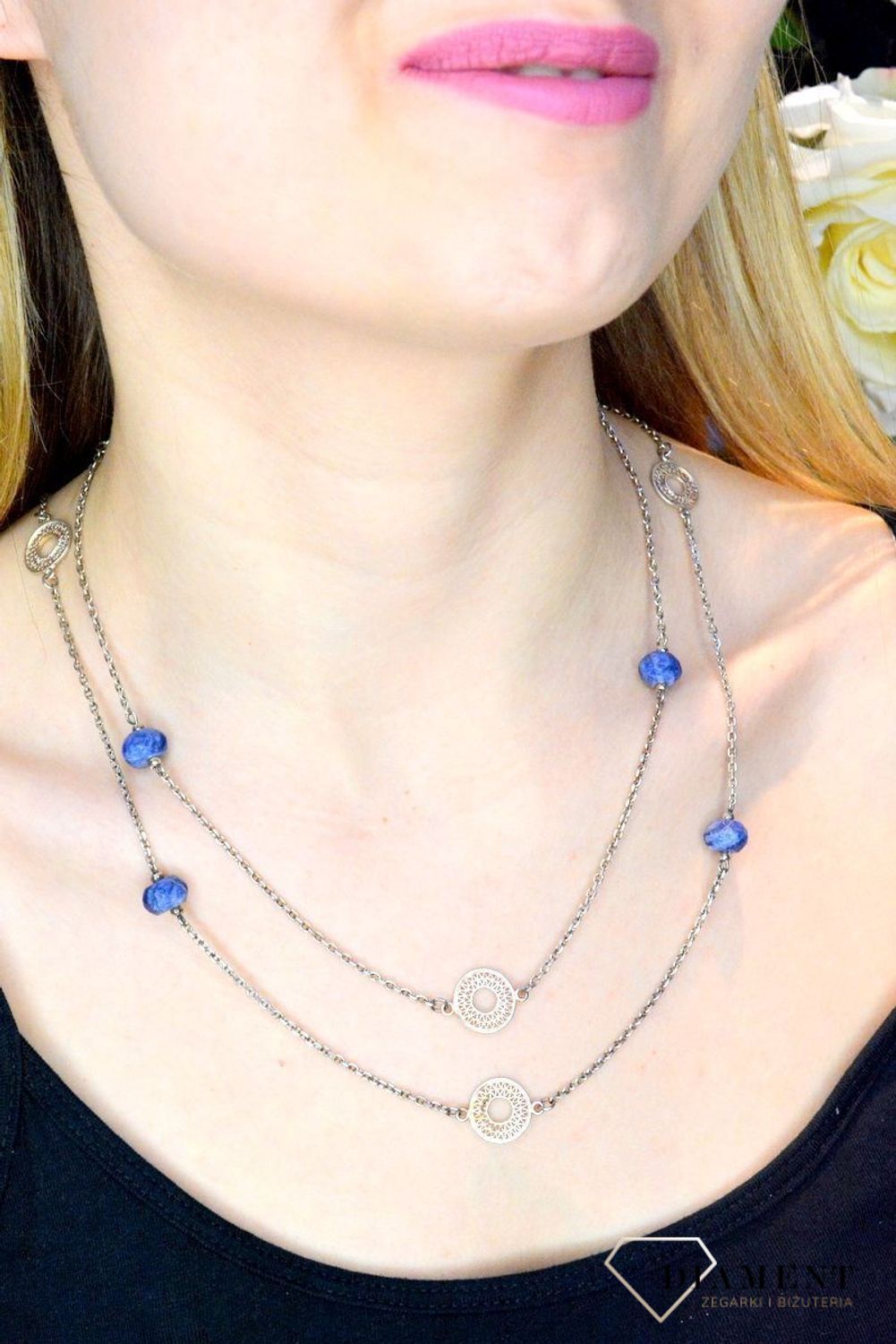 Naszyjnik z pięknym niebieskim kamieniem idealnie sprawdzi się do codziennych, letnich stylizacji. Naszyjnik wykonany z najwyższej próby srebra 925..jpg