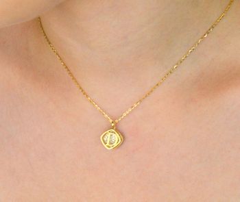 Naszyjnik damski pozłacany srebro 925 z literką D i cyrkonią. Długość 40 + 3 cm, zawieszki o wielkości 1,1 cm. Subtelna, personalizowana biżuteria na prezent (3).JPG