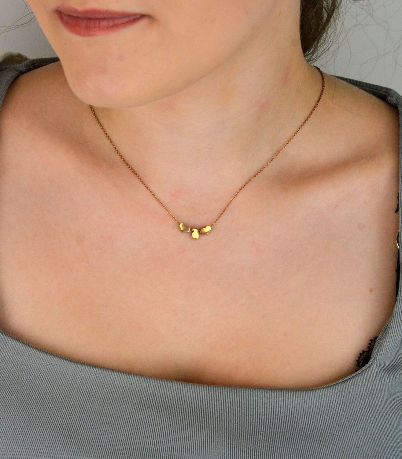 Naszyjnik damski stalowy w kolorze różowego złota Miś i serca  'Tuos' DIA-NSZ-MIŚ-RÓŻOWE-ZŁOTO-STAL. Biżuteria z misiami jak Tous. Naszyjnik celebrytka z misiem. Biżuteria stalowa.1.jpg