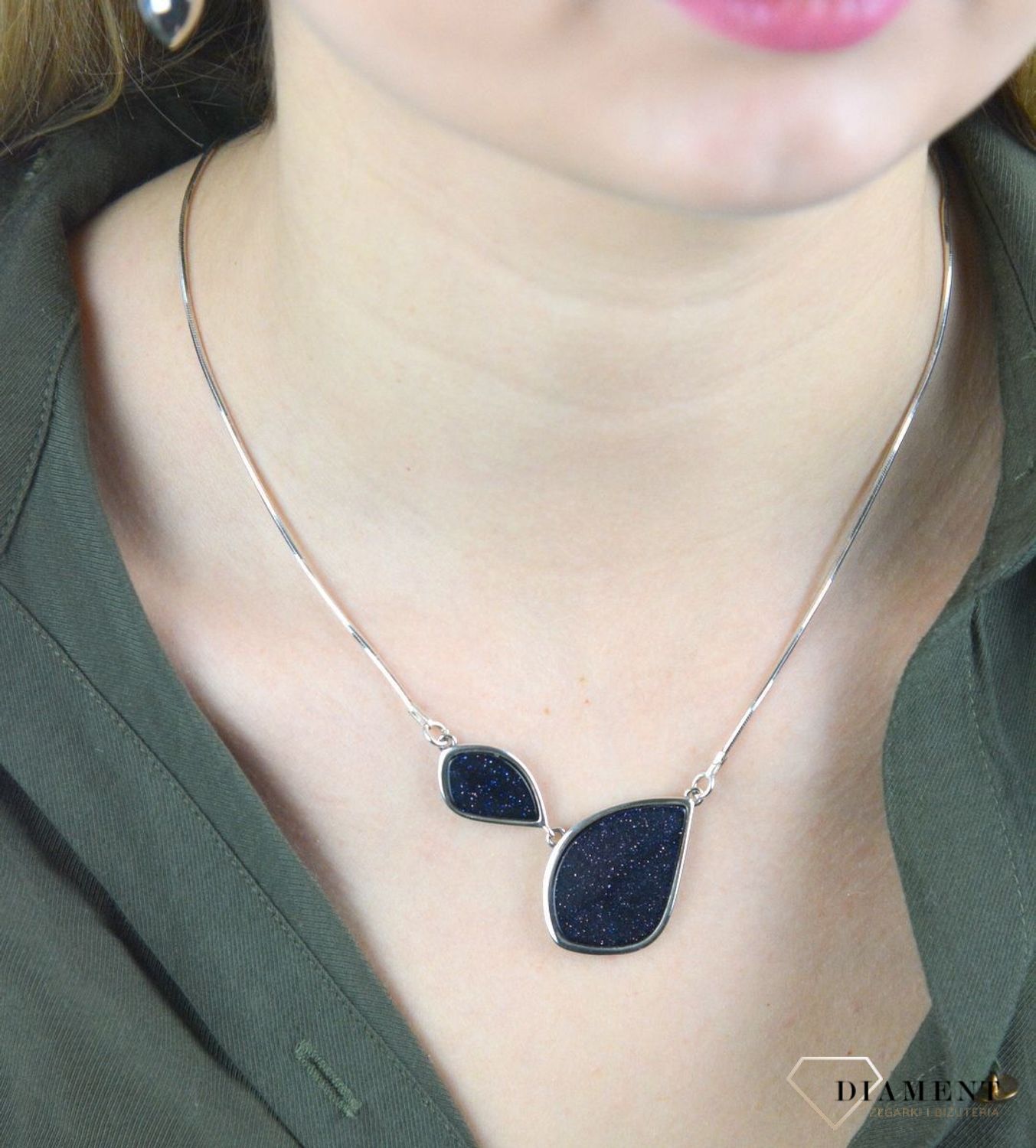 Srebrny naszyjnik z zawieszką Noc Kairu DIA-NSZ-NOC-KAIRU-925. Naszyjnik srebrny z zawieszką Noc Kairu. Na ten naszyjnik składa się zawieszka o ponadczasowym kształcie ozdobiony nocą Kairu. Idealny pomysł na prezent dla kobiety..jpg